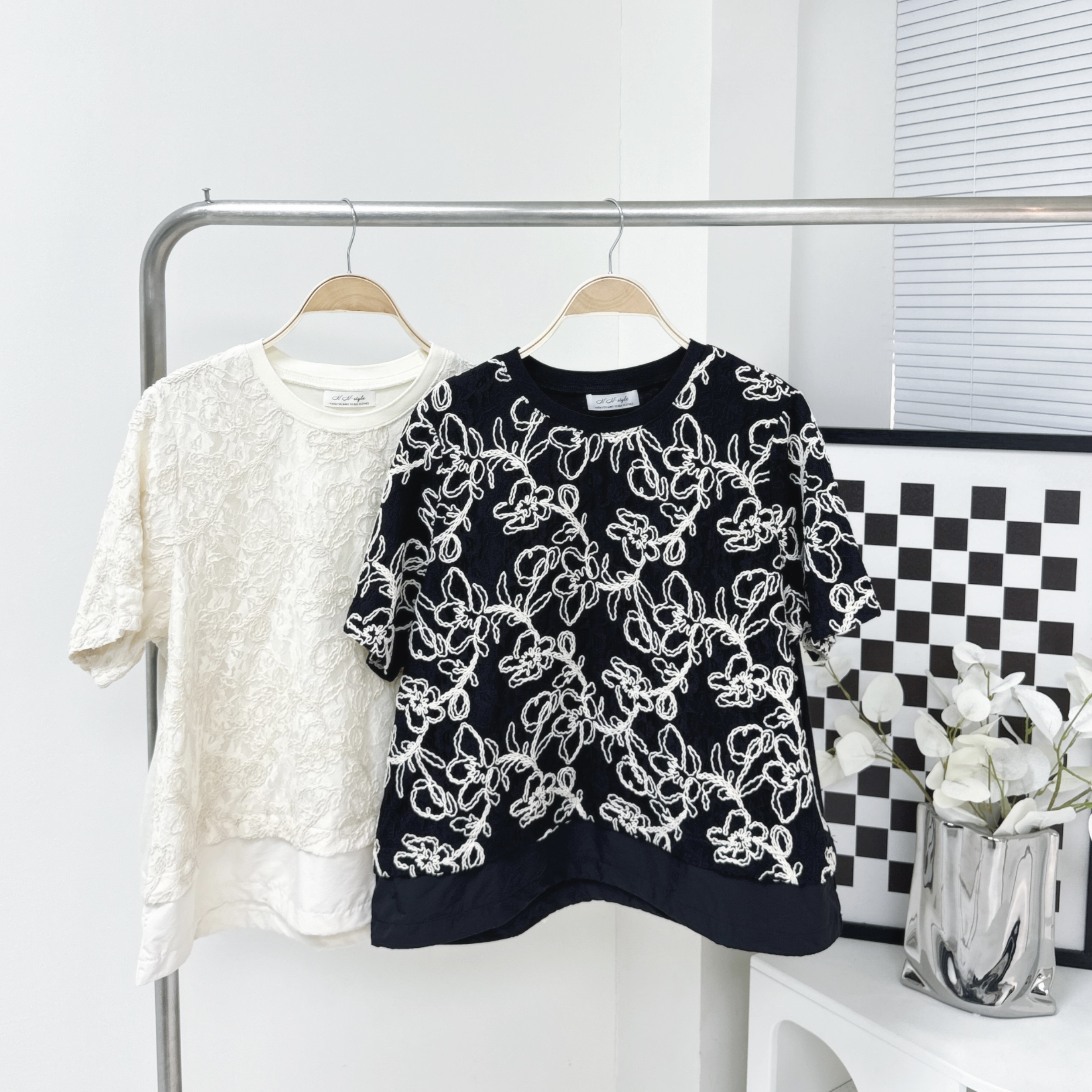 【廠家制】Lace繡花短袖TOP (E25-E26)