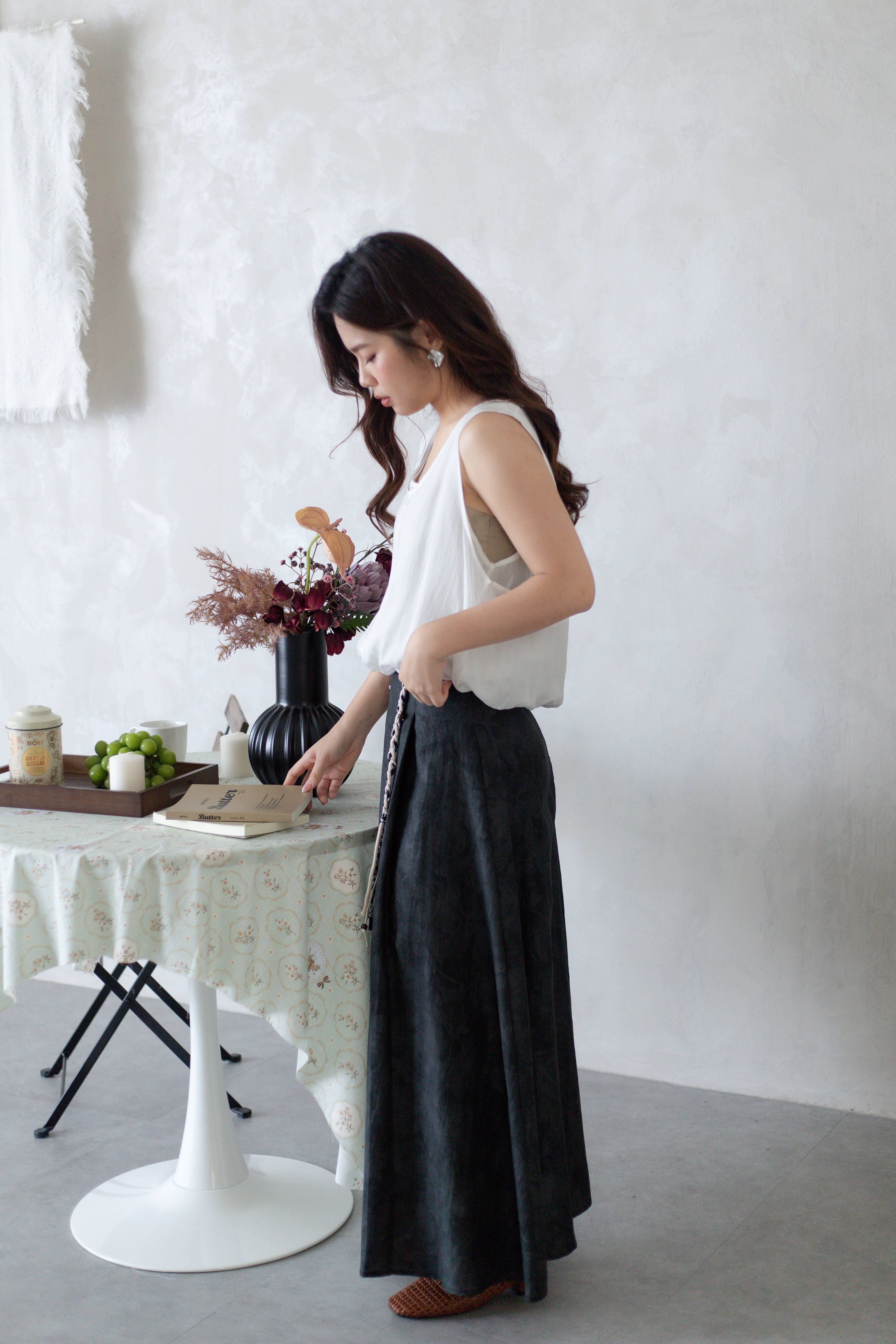 Ember Floral Pleated  Skirt Black -2767SKBLK