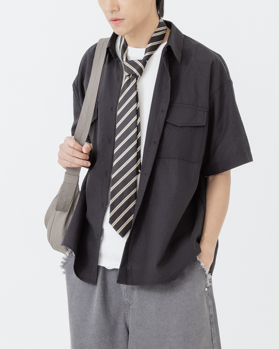 Retro striped tie, available in two colors【07130060】in stock+pre-order