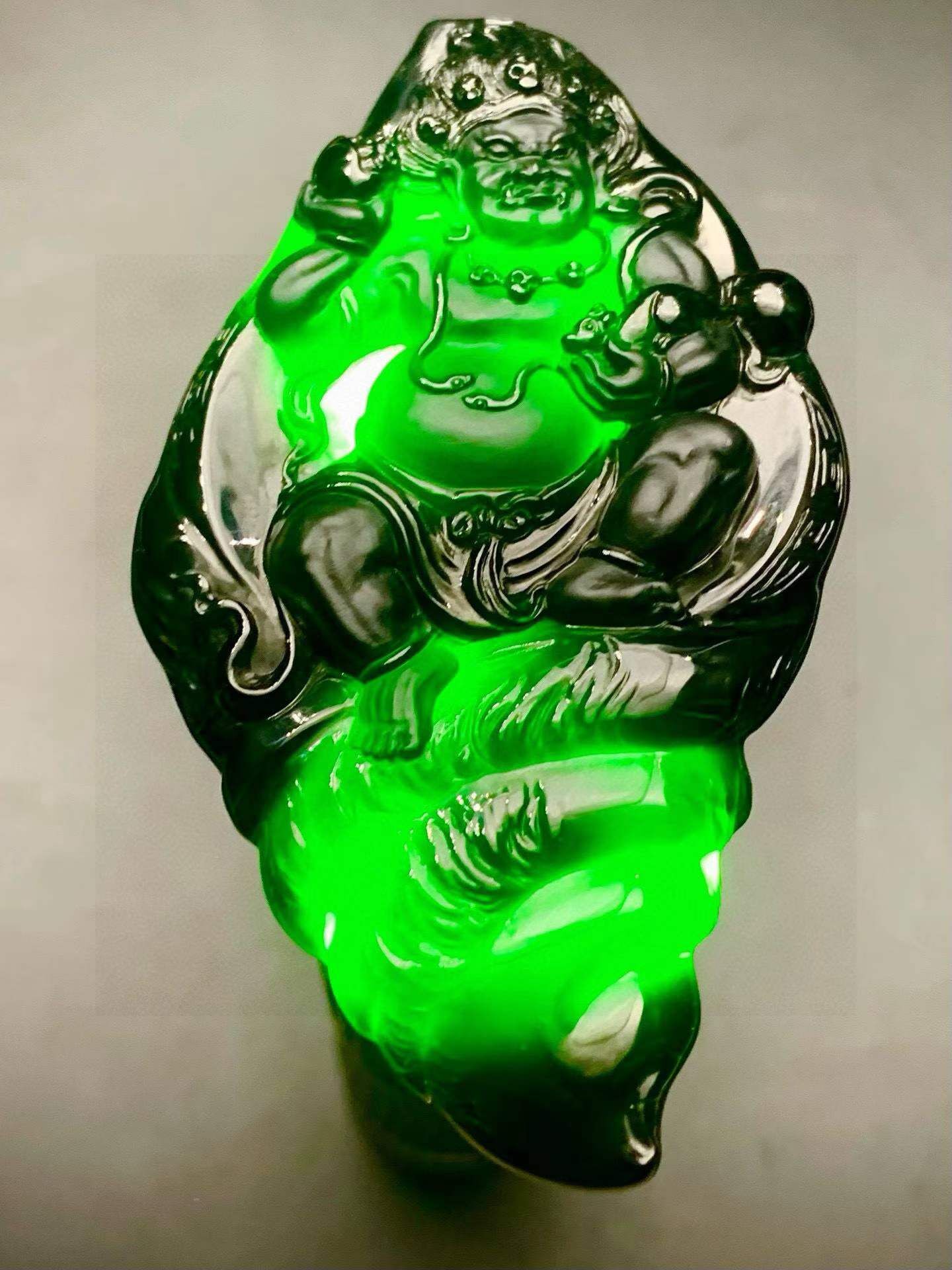 5175960 翡翠墨翠黃財神
