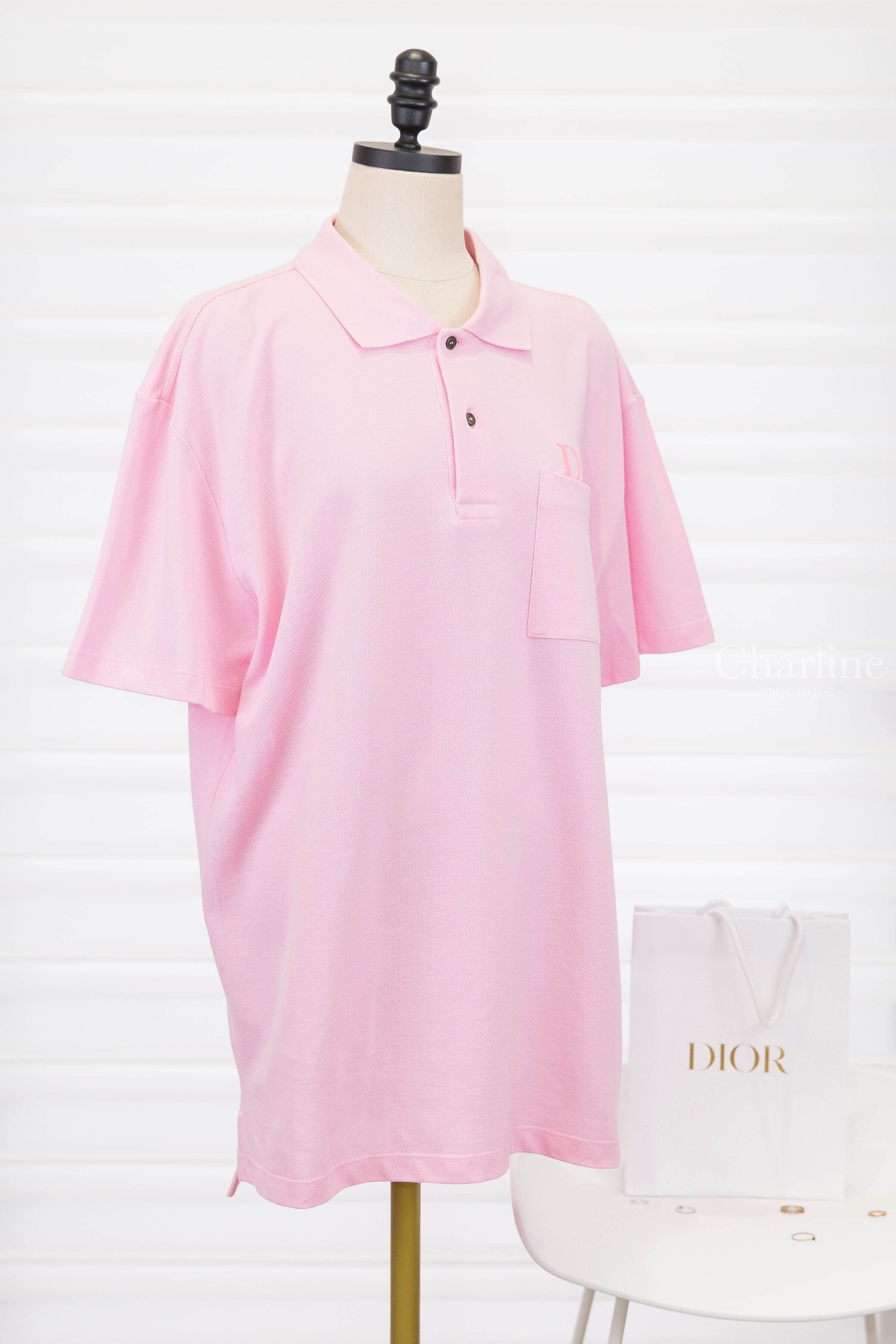Dior Polo Shirt With Dior Embroidery, Relaxed Fit 淡粉紫色刺繡字母口袋Polo領棉質短袖上衣-Charline Boutique 精品代購