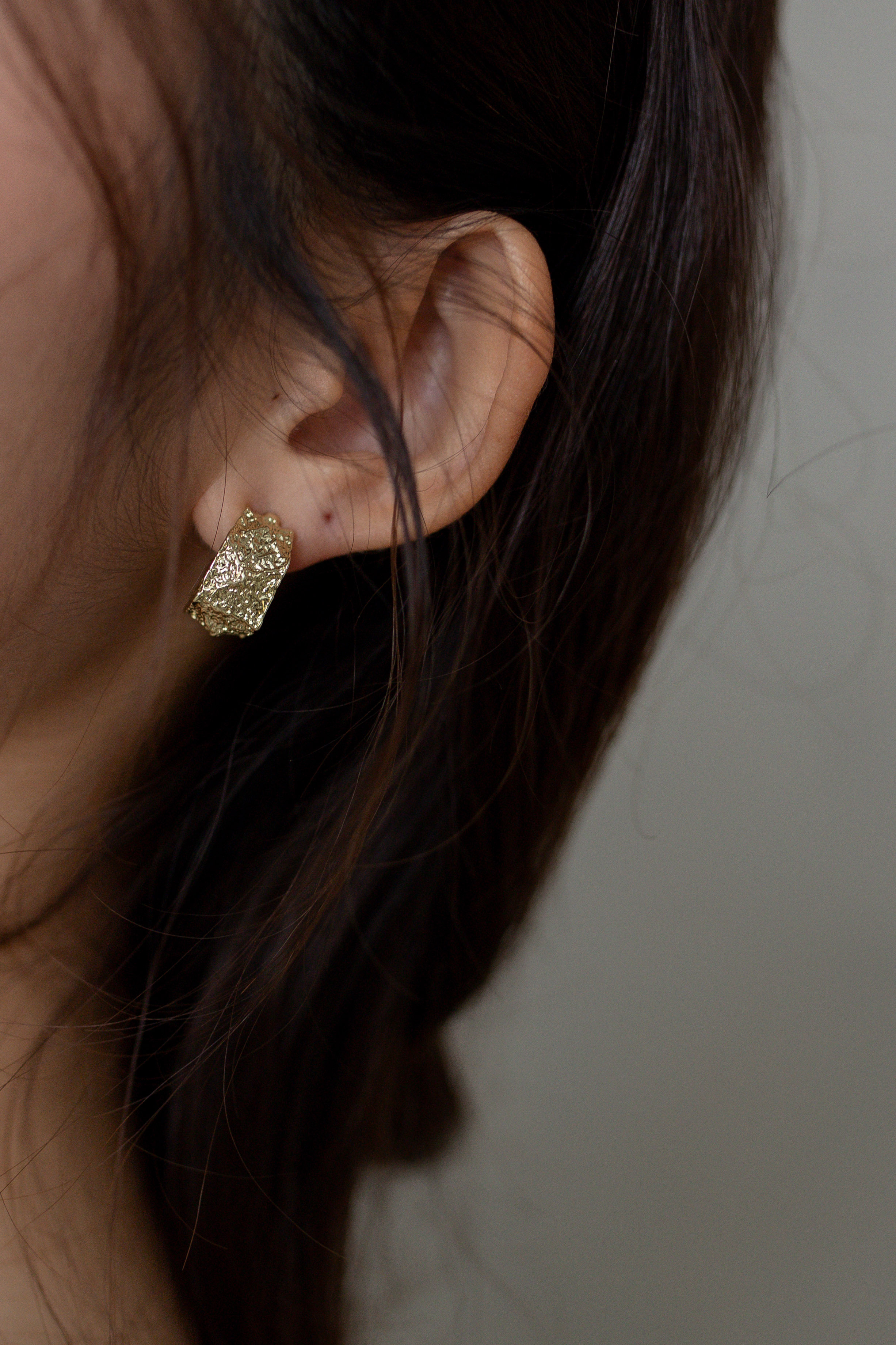 Rio Textured Hook Earring -D160