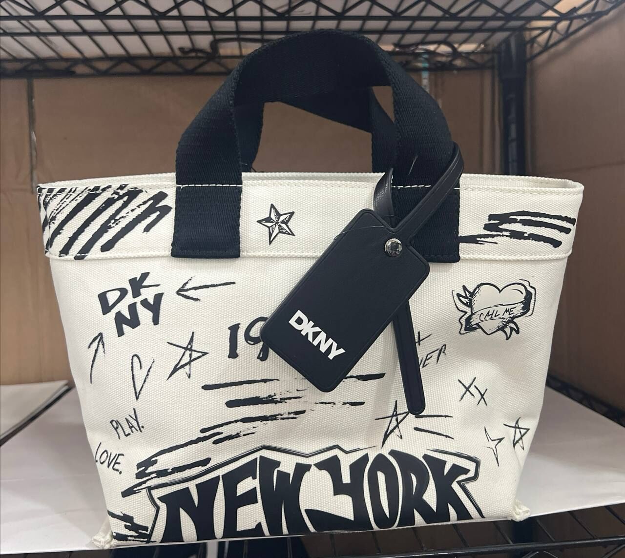 [S] DKNY WHITE R54AYJ49-MMW BRADY GRAFFITI LOGO SM CROSSBODY, 700948881661 (SD1923)