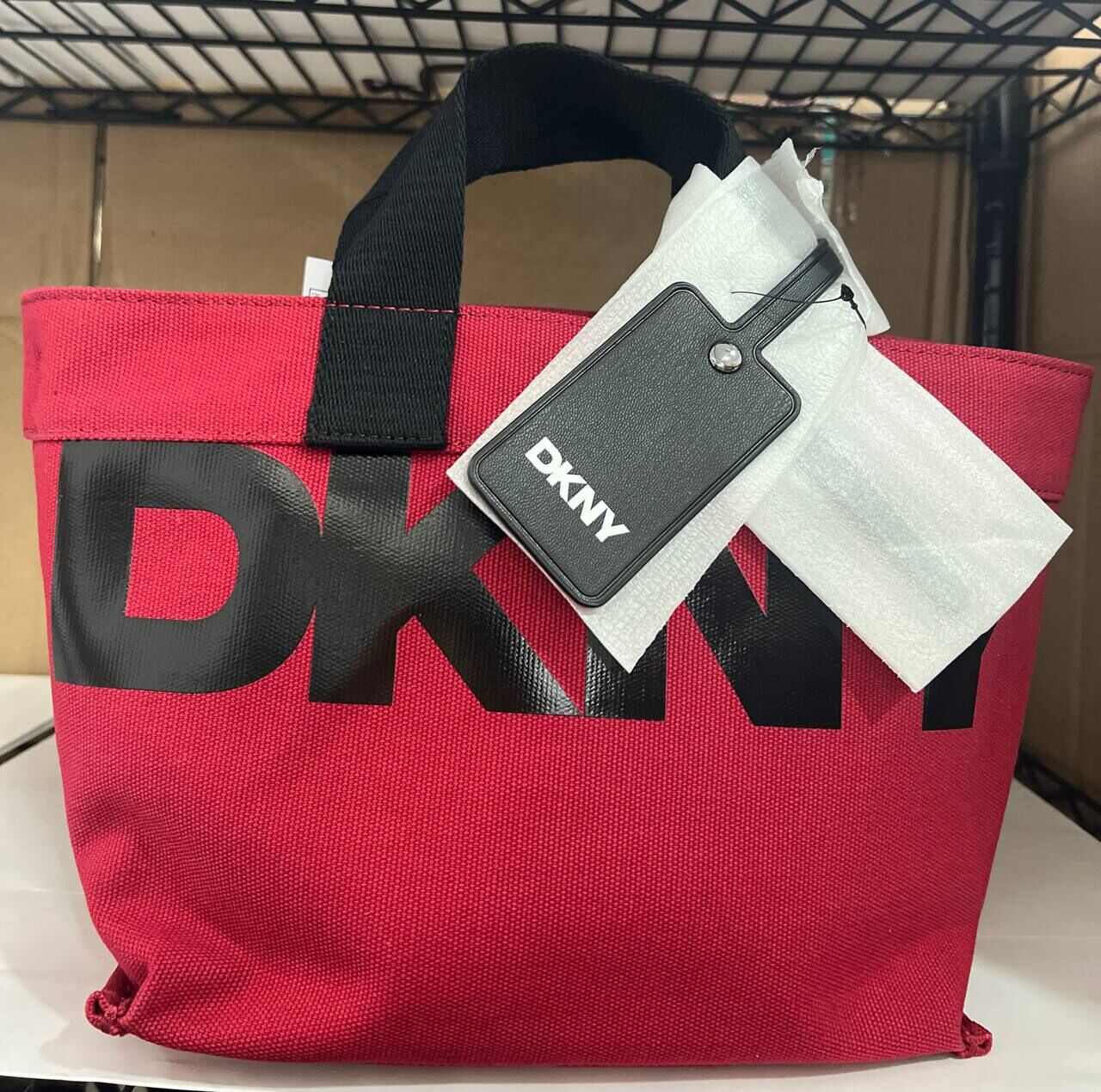 [S] DKNY BRIGHT RED R51AGJ49-8RD BRADY SM CROSSBODY, 700948881562 (SD1927)
