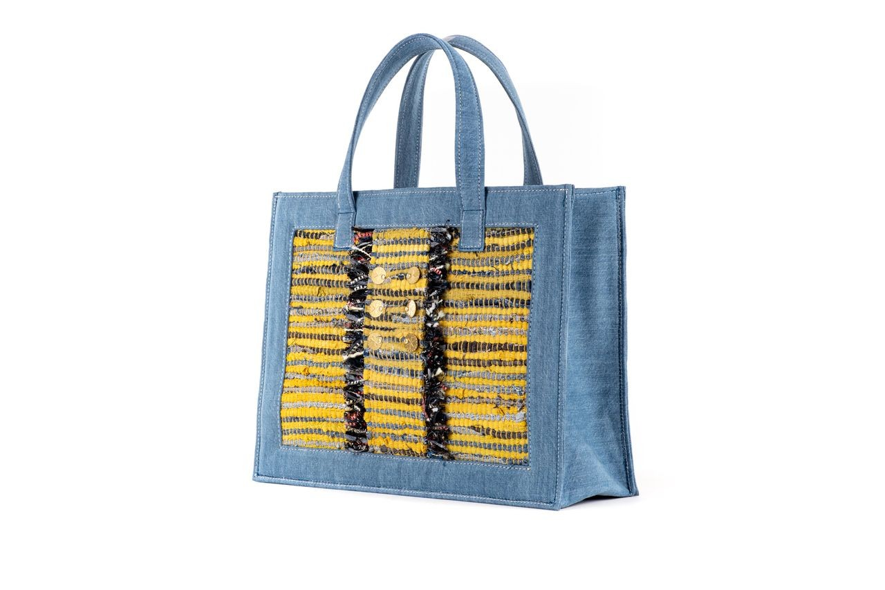 1KO0526-131 [KOORELOO] The Book Tote   Large  Mustard Woven Kooreloo Fabric/   Light Blue Denim #20PF.1105.63.39.1 (EU)