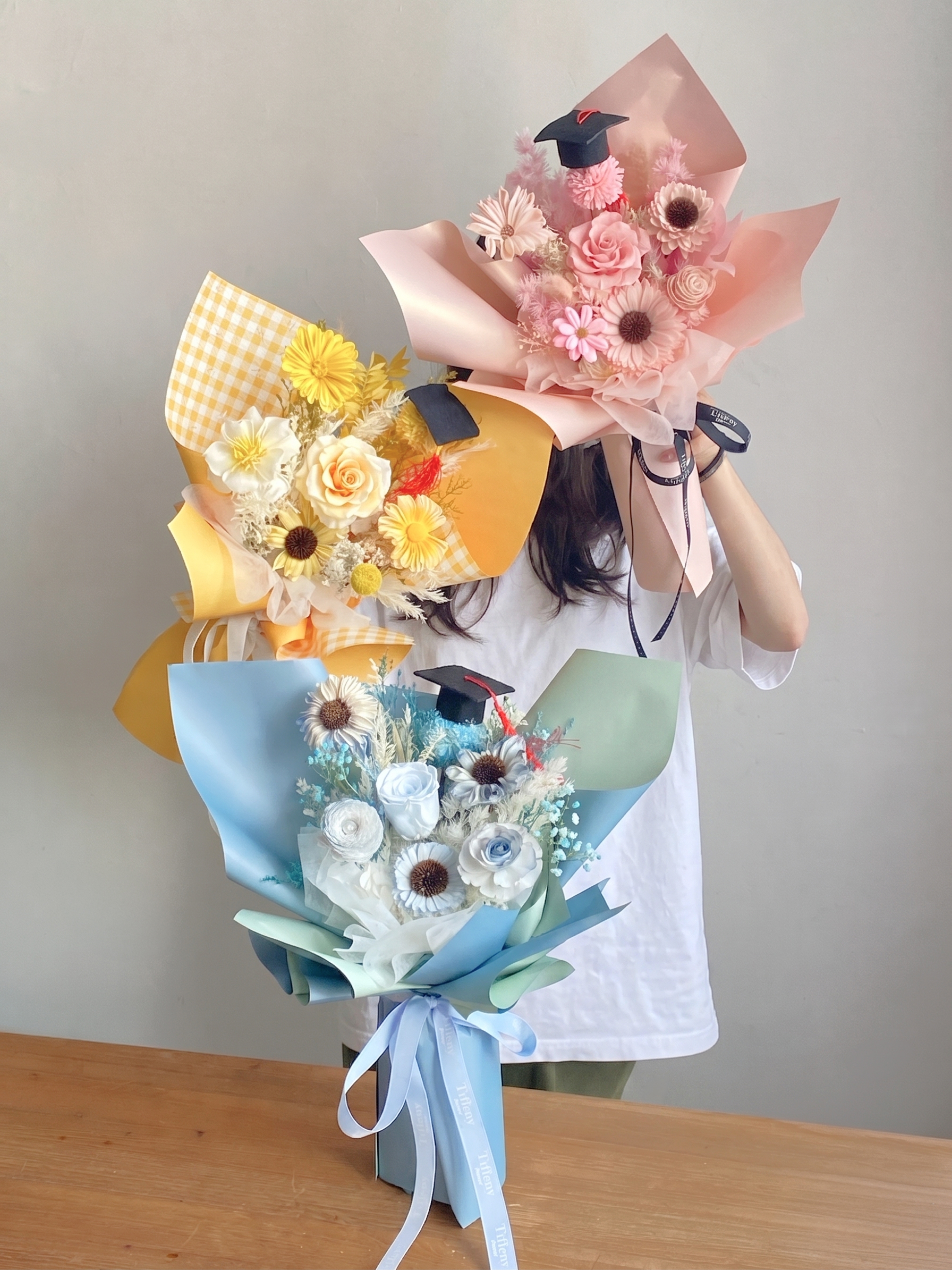 Bravo！閃耀學士帽 永生玫瑰畢業花束 M