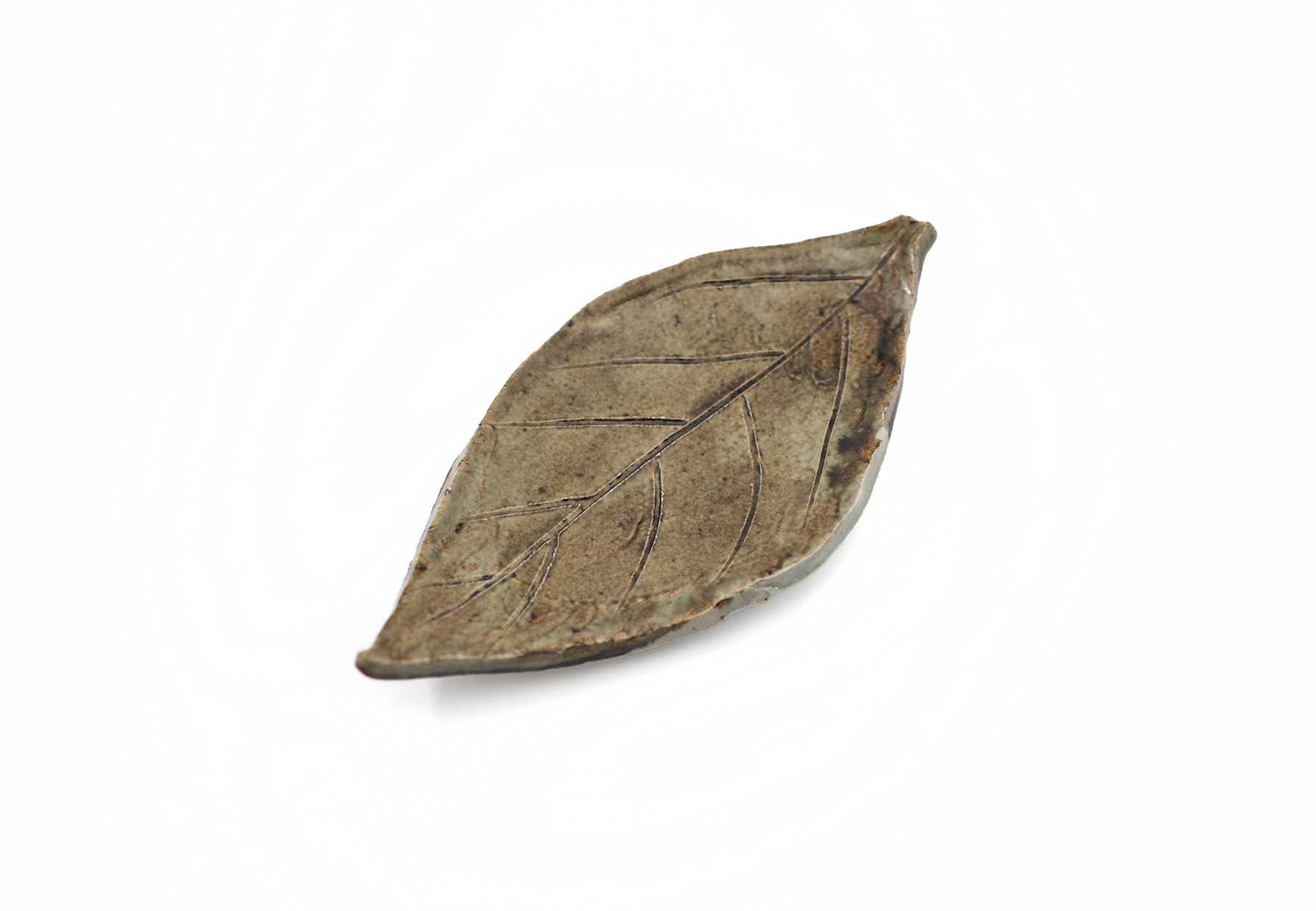 中野陶痴窯｜唐津燒 葉形皿 26 cm