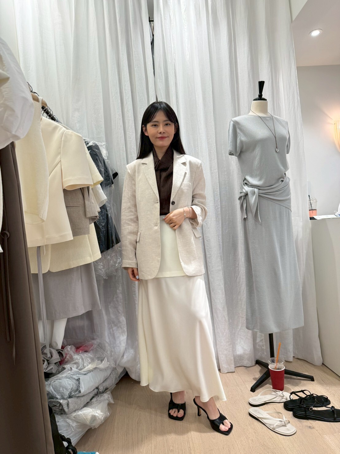 AY6223 薄款通勤亞麻西裝外套