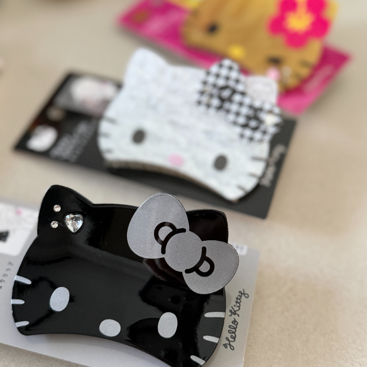 日本 SANRIO造型鯊魚夾 黑色KITTY 183954