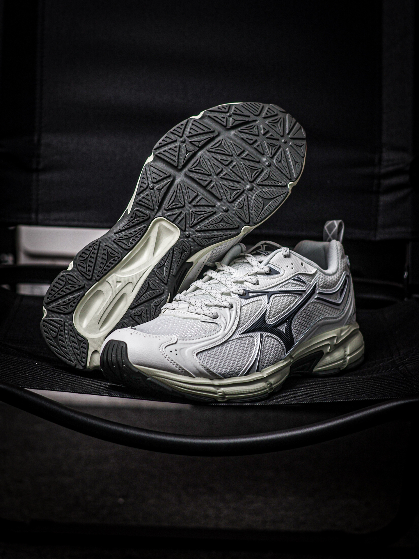 代購-Mizuno Speed 10S 千禧 復古 跑鞋 白灰 男女同款 D1GH240603