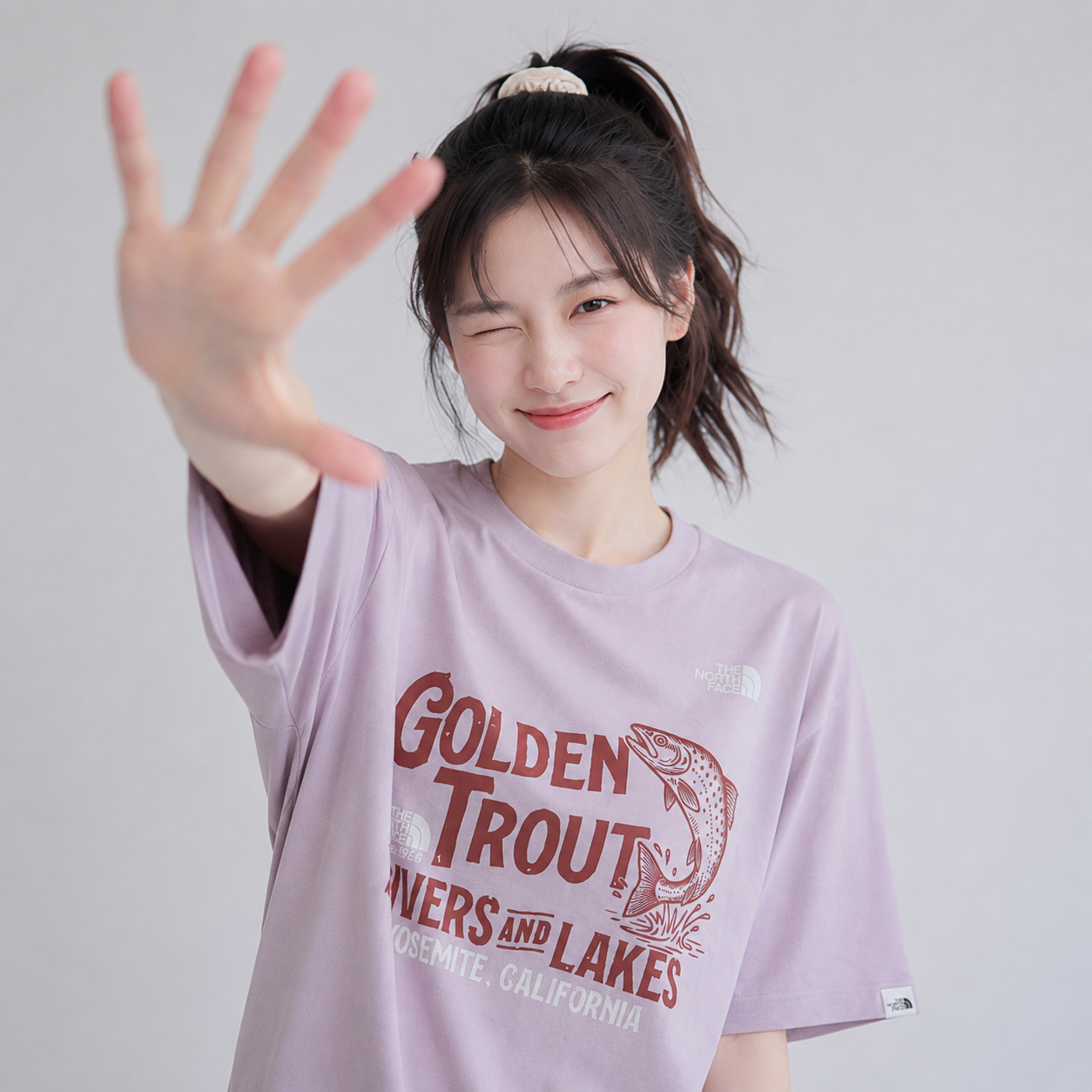 【代購】韓國限定  THE NORTH FACE 26SS LAKE 復古金鱒魚圖案落肩寬鬆短 T 恤 NT7US28 (四色)