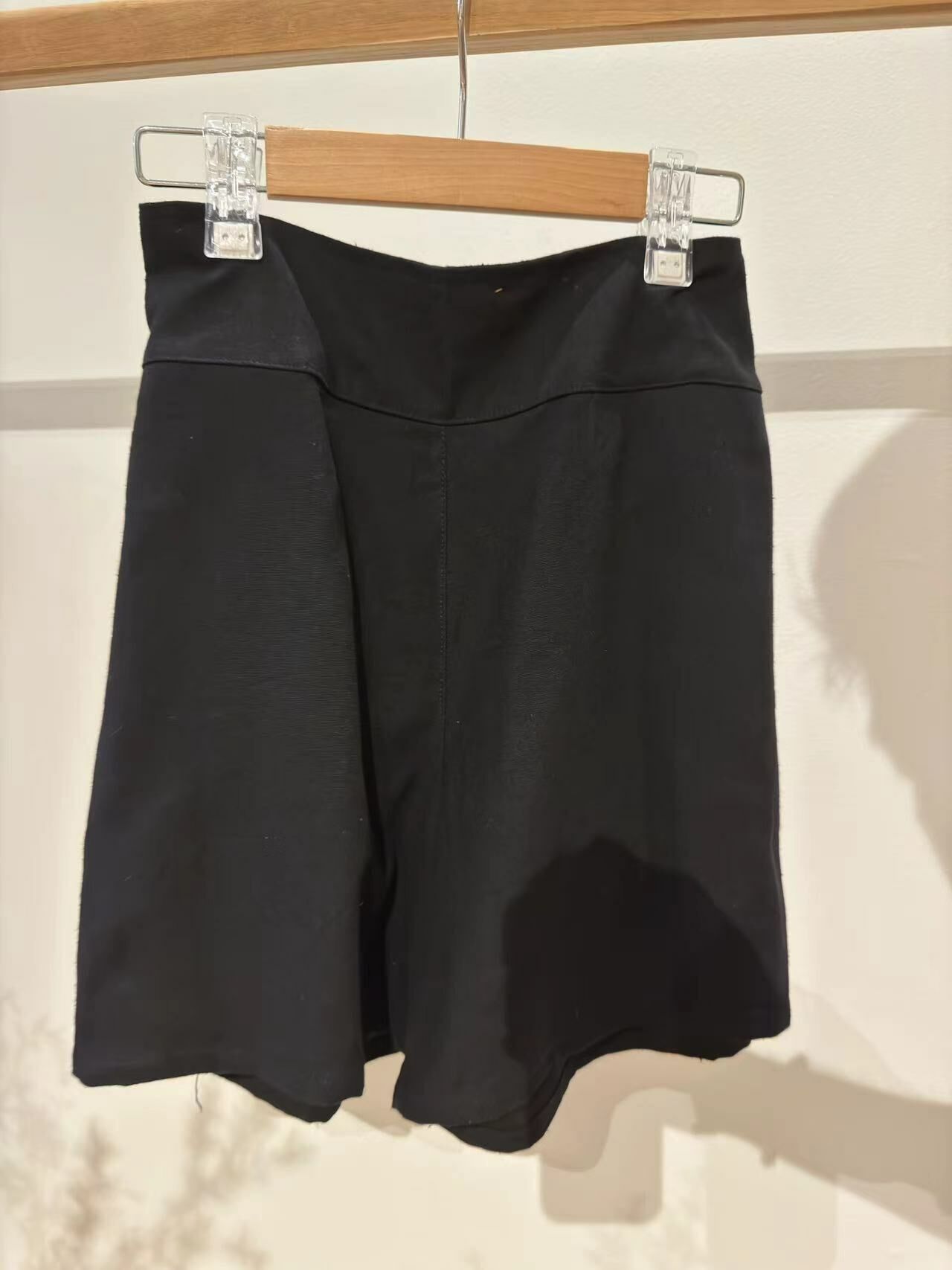 HOT-CCG0528-005 黑色綿麻布短褲 (A5)