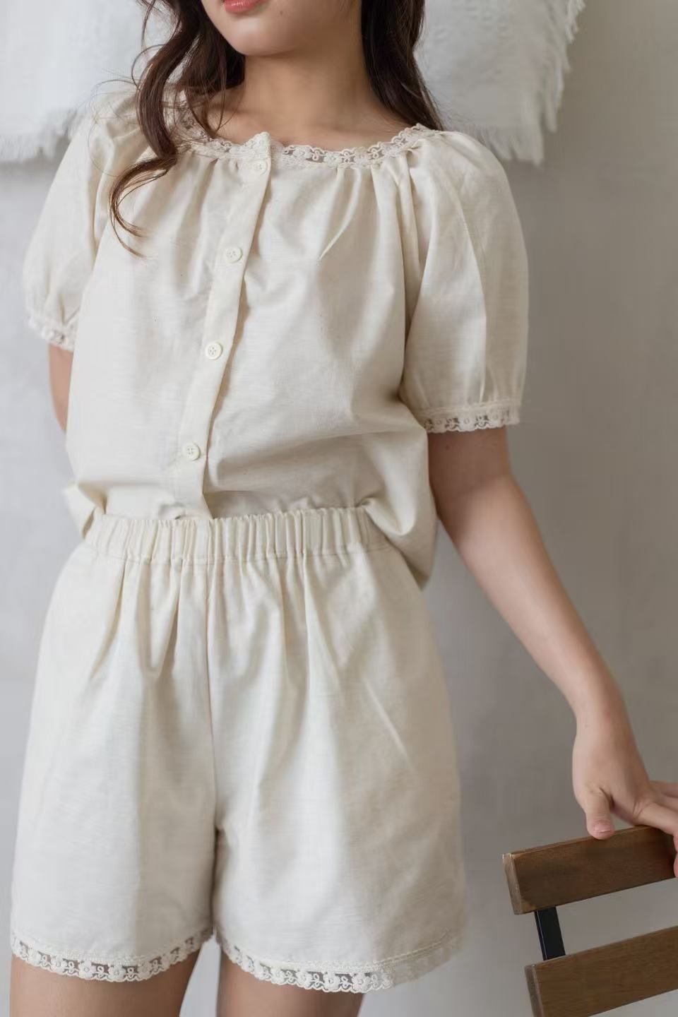 Hers Lace Trim Shorts Beige -2772PSBEI