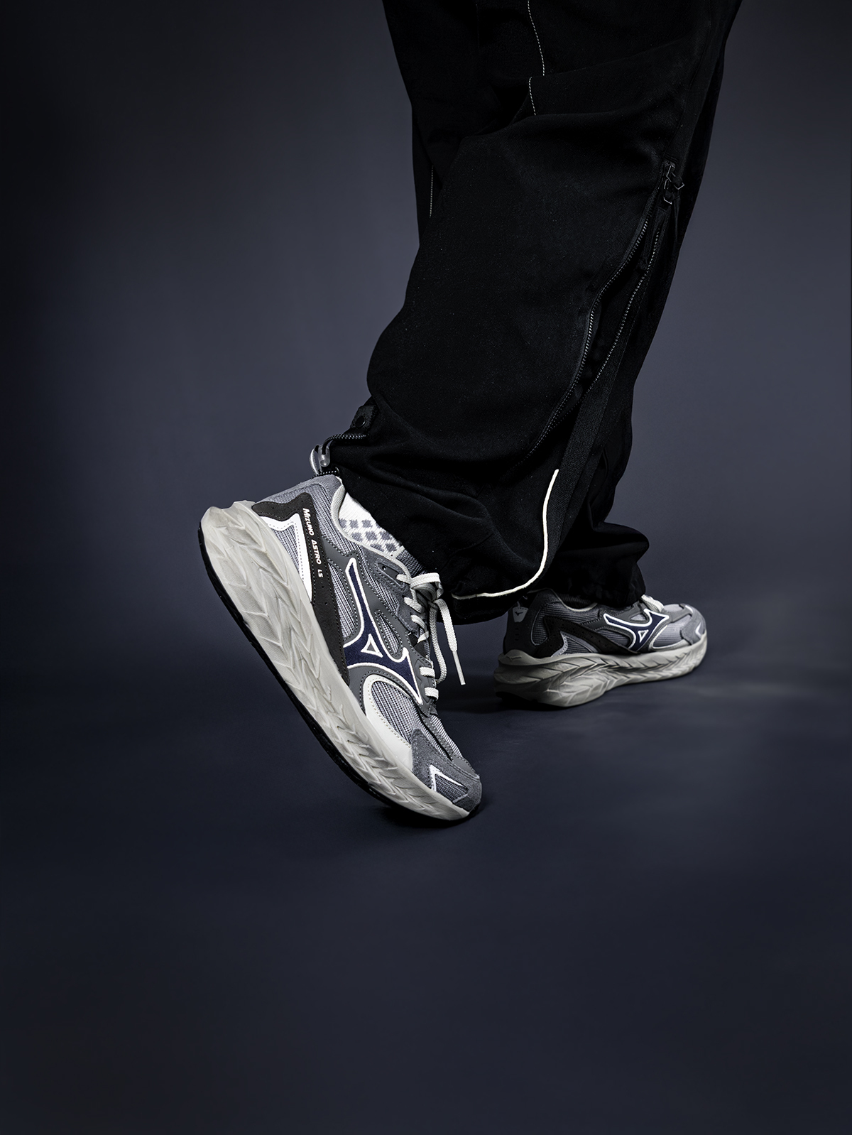 Mizuno 美津濃 Astro LS 氧化鐵 iron oxides D1GH2521-04(預購Pre-order)