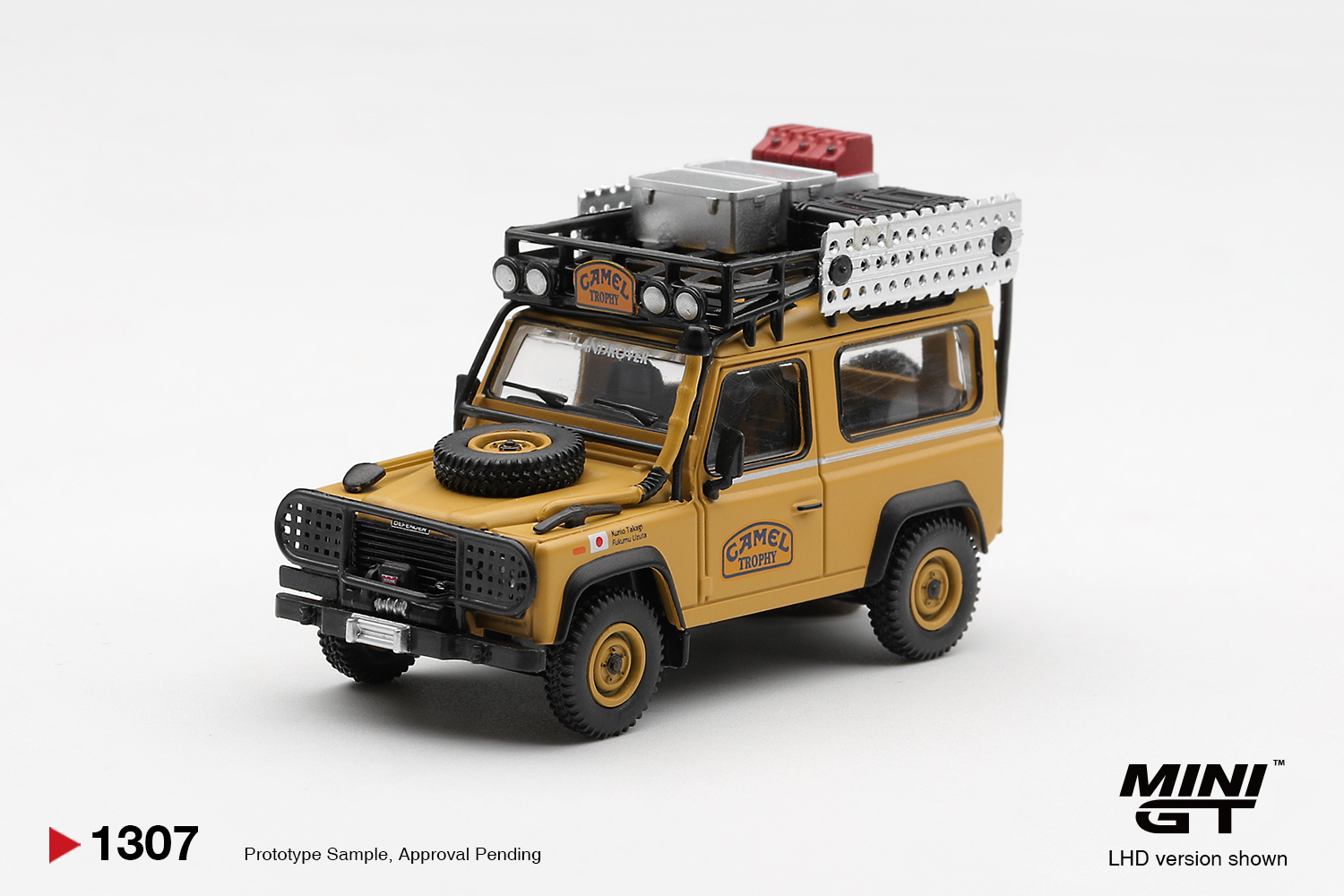 預訂:1/64 MINI GT Land Rover Defender 90 1985  Camel Trophy Borneo Team Japan (MGT01307-L)