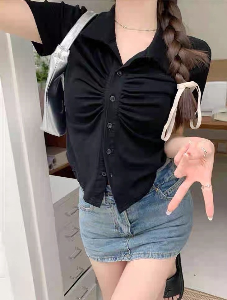 胸抓皺POLO領排釦上衣