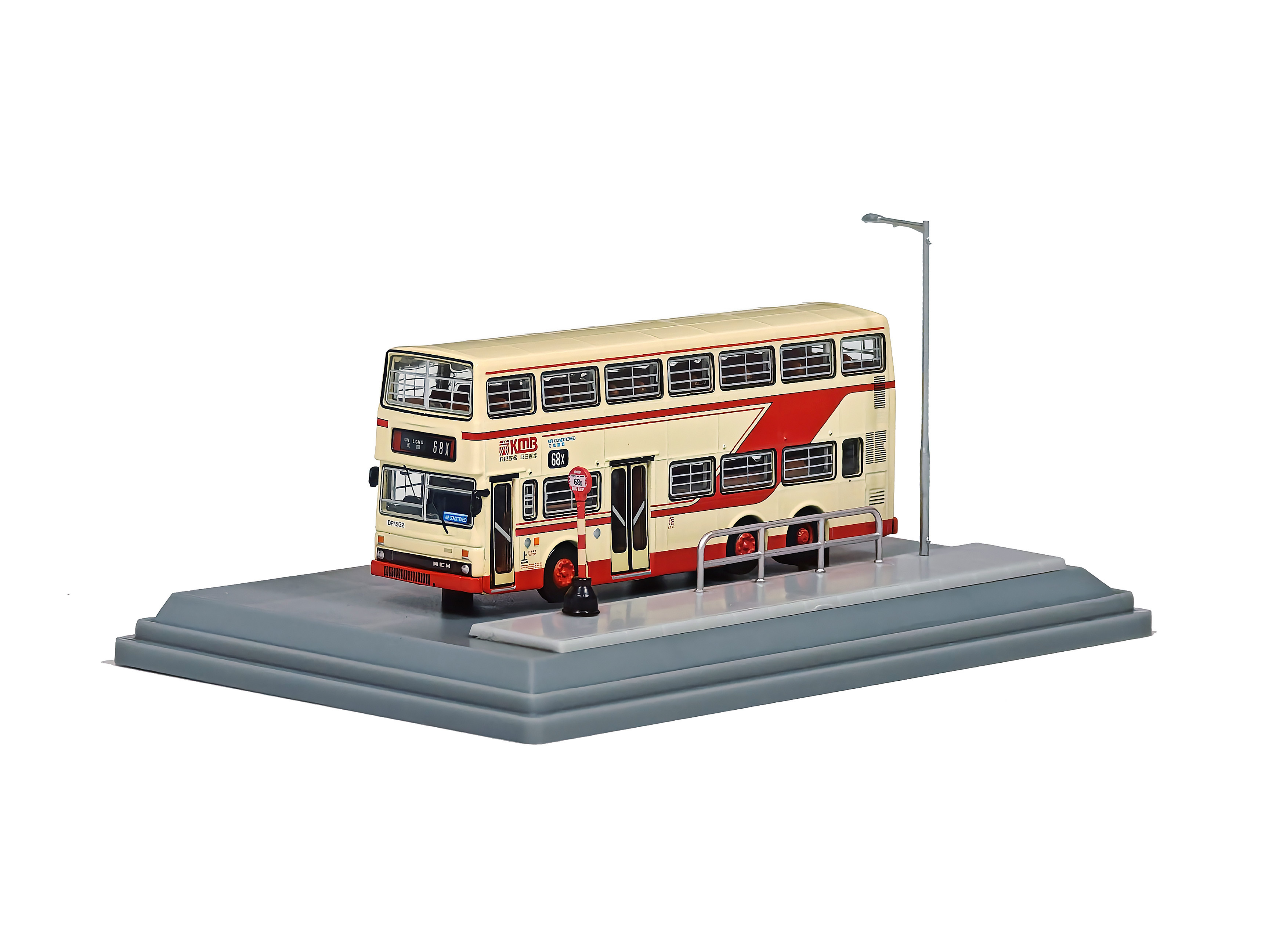 KMB2026037 1:120 KMB MCW Metrobus A/C 11m (68X)