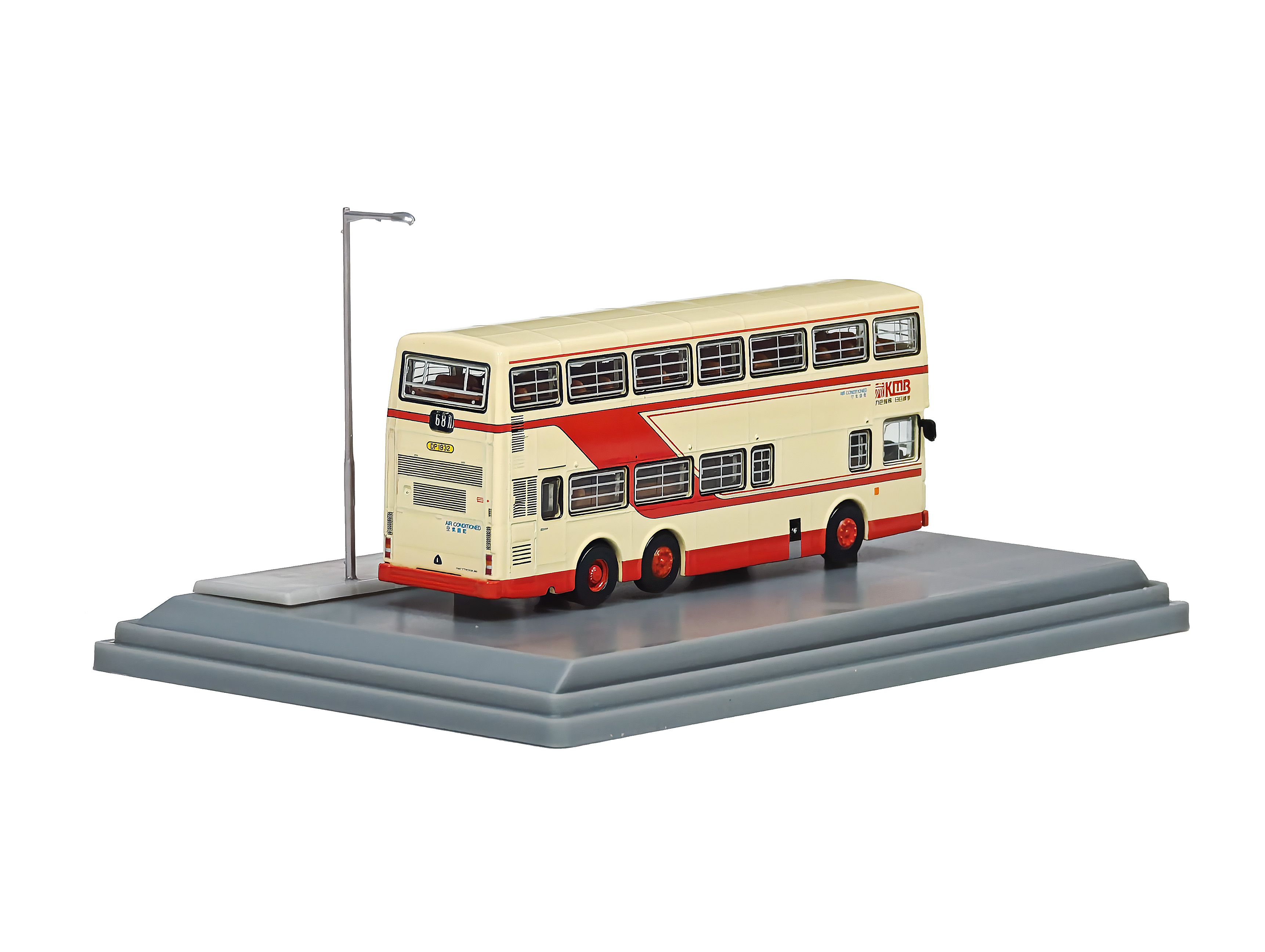 KMB2026037 1:120 KMB MCW Metrobus A/C 11m (68X)