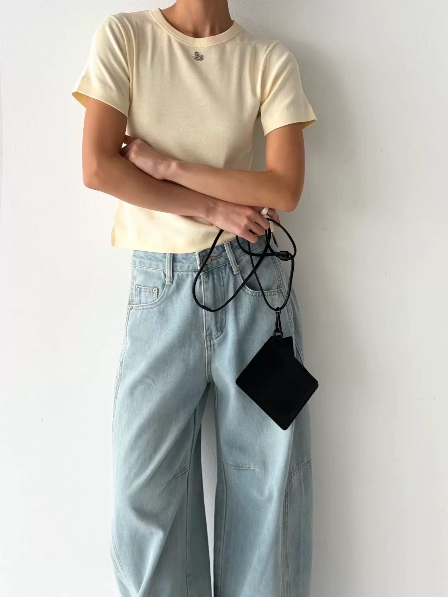 Marie Marie 精緻小馬金屬合身TEE（特）