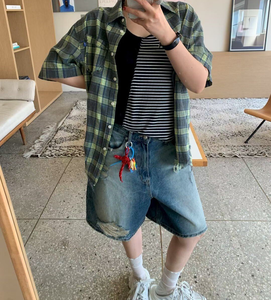 做舊刷破牛仔五分褲