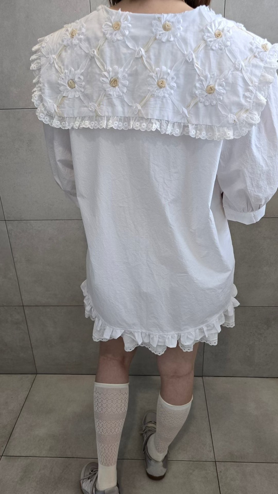 小雛菊領長版襯衫