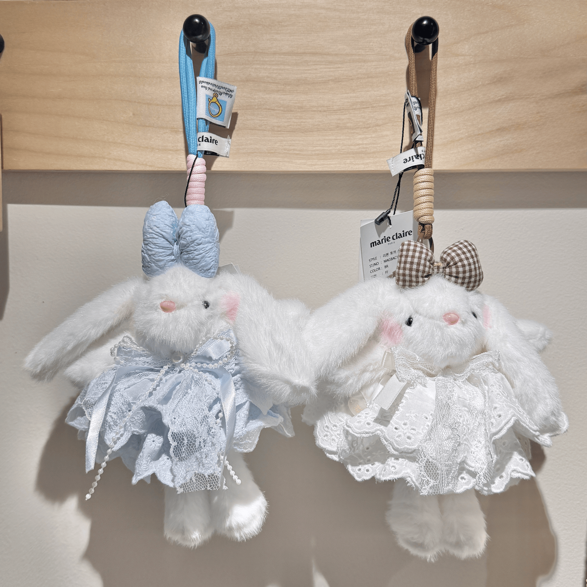 marie claire｜\漢南洞限定/ Ribbon Rabbit Scrunchy Keyring [2 colors] 關鍵字：MA612