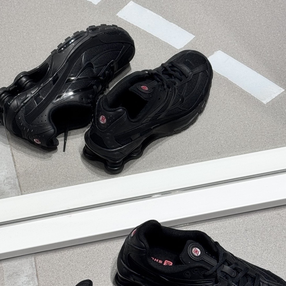 NIKE SHOX RIDE 2 全黑 反光 彈簧 運動鞋 休閒 IO1906-045