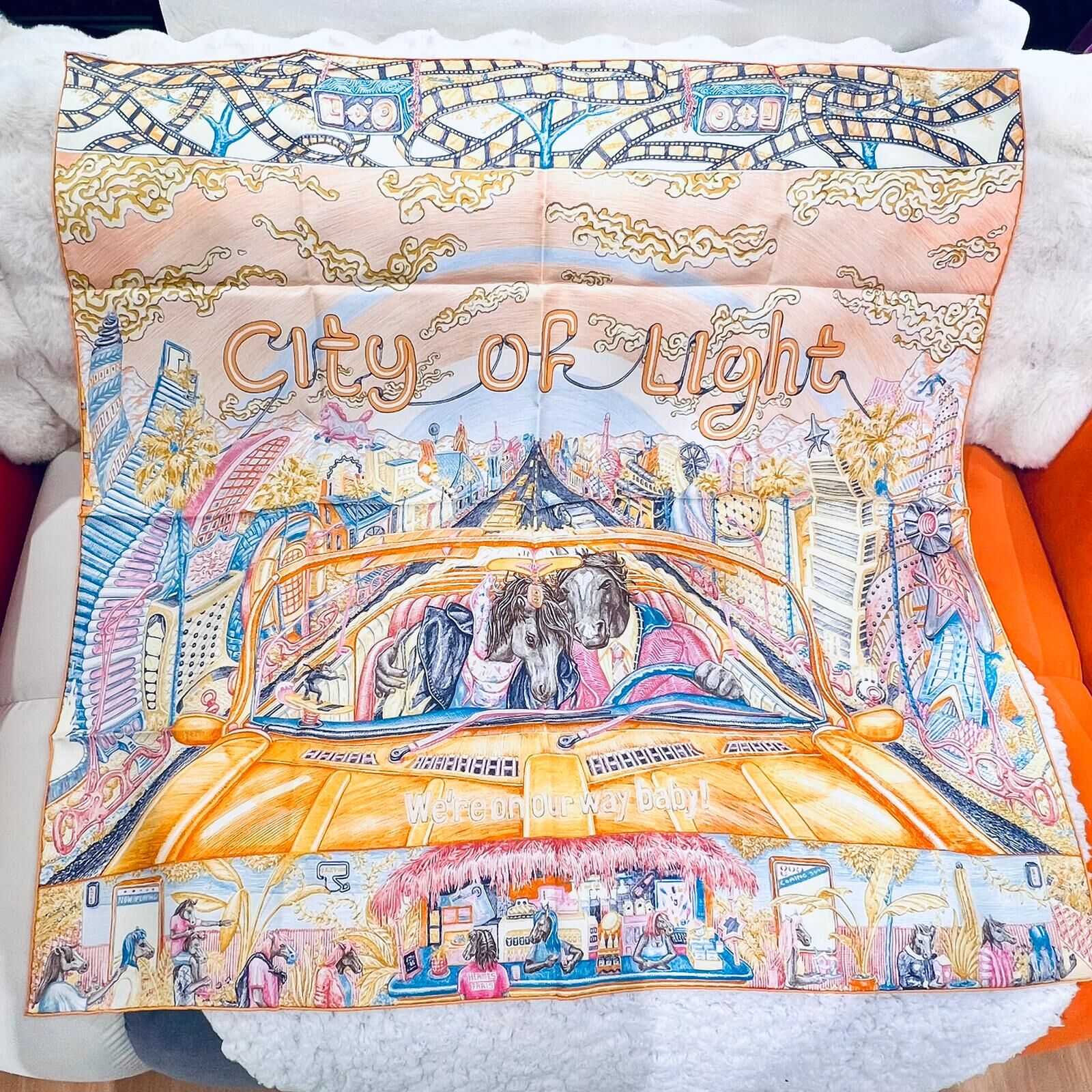 全新HERMES Scarf 90x90cm City of Light H004103S 04 橘色 / 石油藍 / 深粉色 絲巾/圍巾 #BRAND NEW #香榭站正品