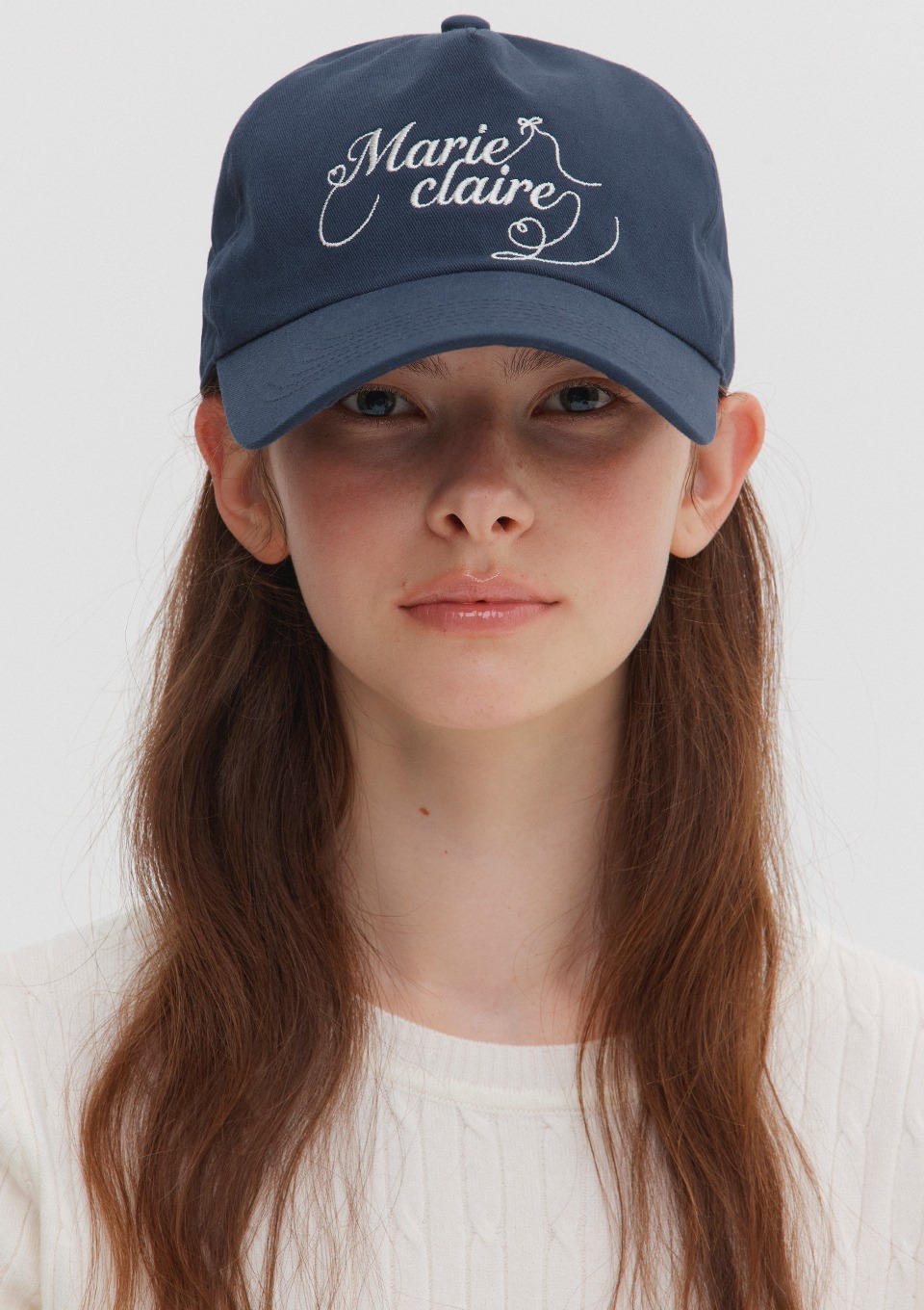 marie claire｜Script Embroidered Ball Cap [2 colors] 關鍵字：MA628