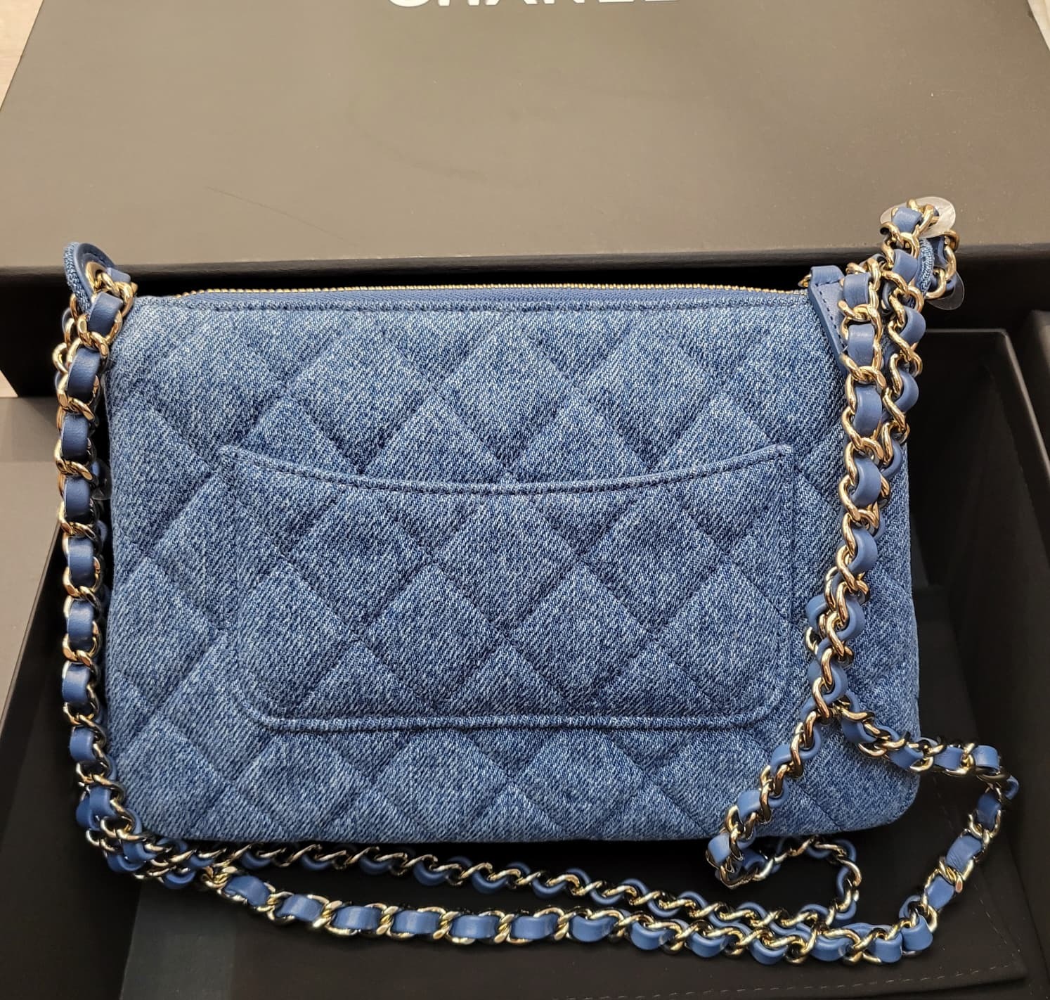 CHANEL AP4349 26P CAMERA BAG DENIM