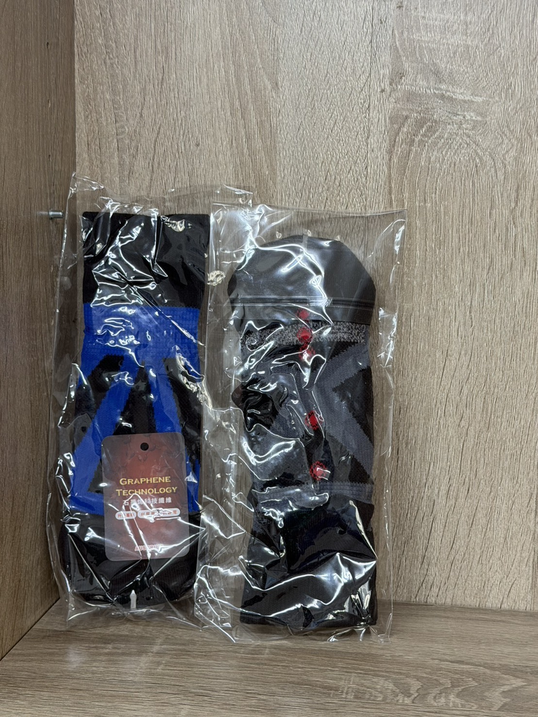 桃園院｜【步步有感】石墨烯高彈力科技氣墊襪・核心動能款(藍灰各一雙)
