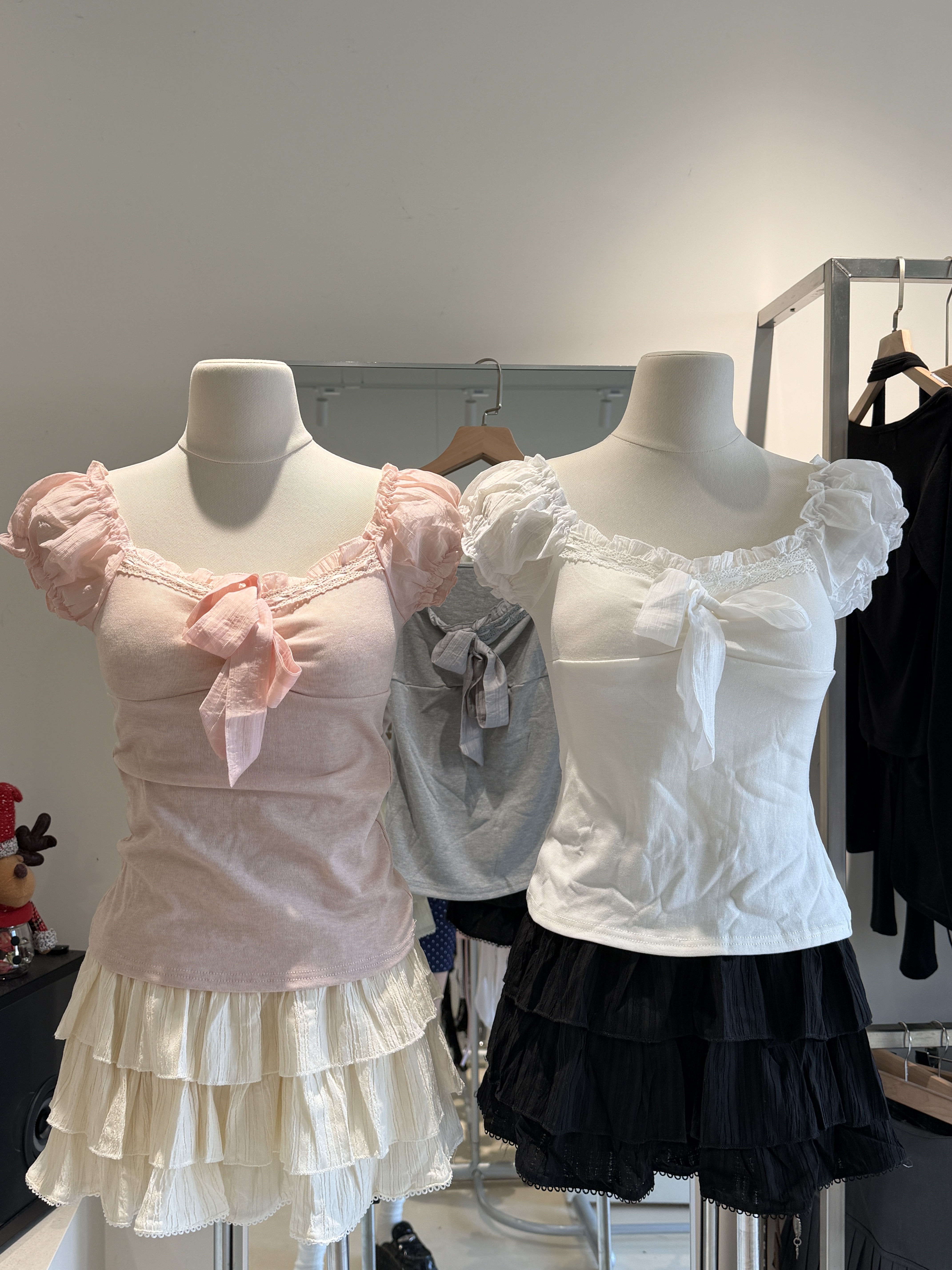 輕甜木耳邊短袖💕🎀
