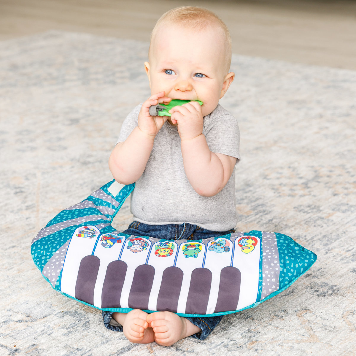 Infantino Grow with Me 3-in-1 Tummy Time Piano
