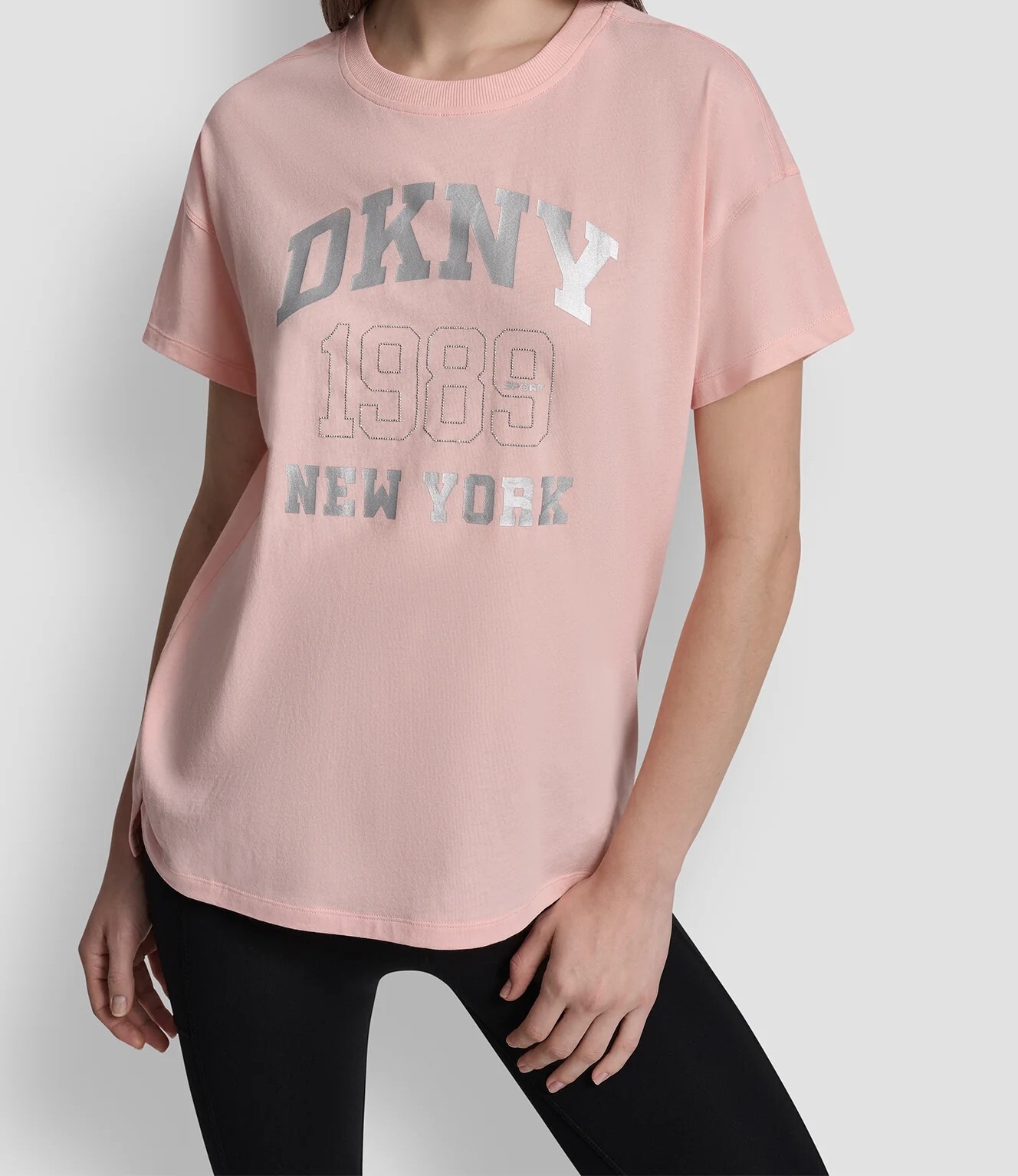 [S] DKNY PEACH SPRITZ 1989 LOGO RHINESTUD TEE, DP6T1580-ADD (SD1890)