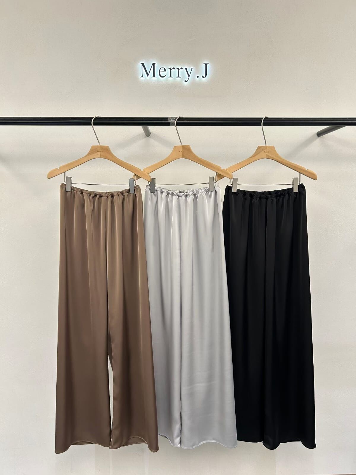 MJ6220 絲滑微珠光全橡根長褲