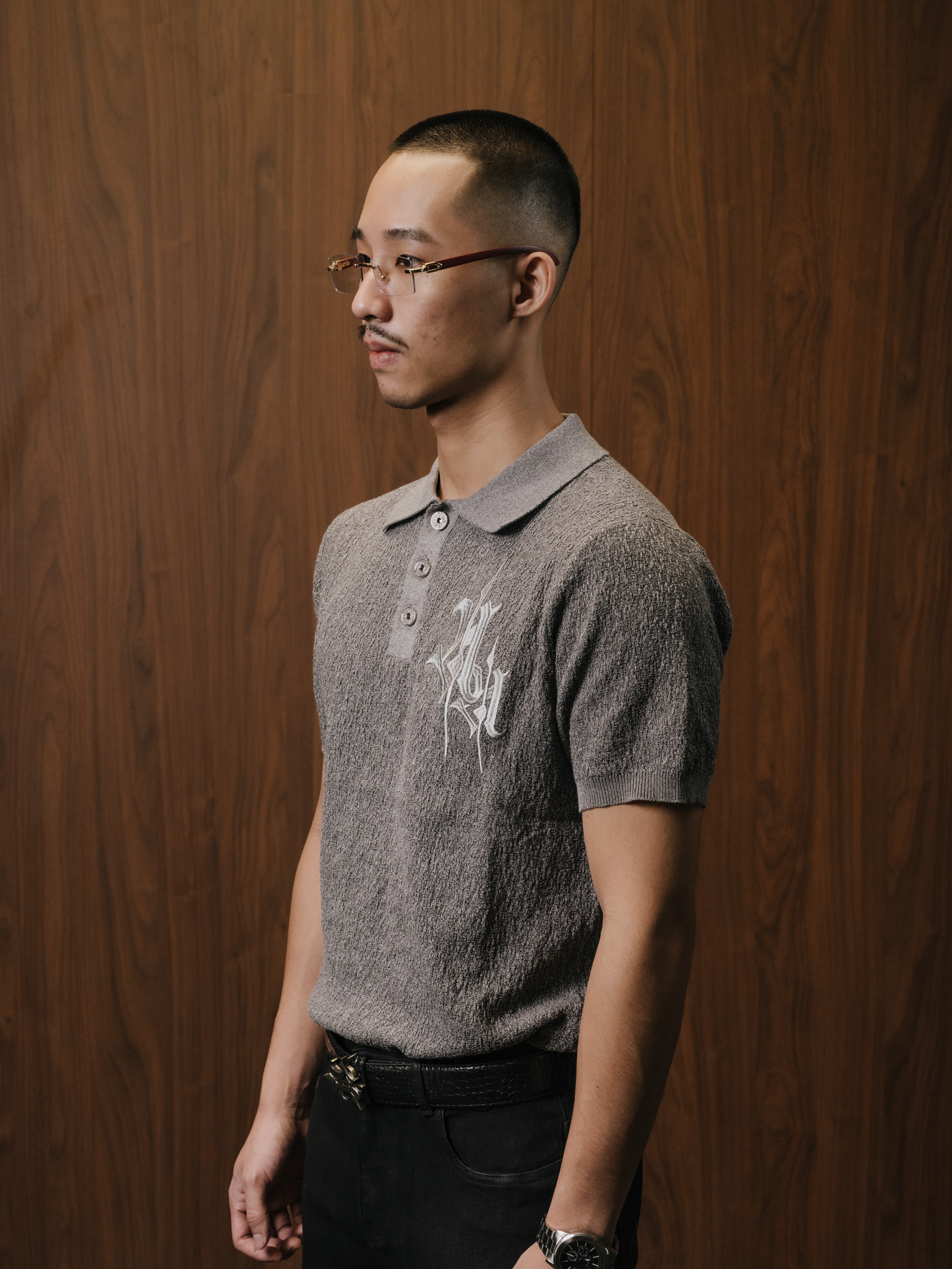 ATONE STUDIO 皇家刺繡Logo 份量感Polo短袖 Gilded Crest Knit Polo