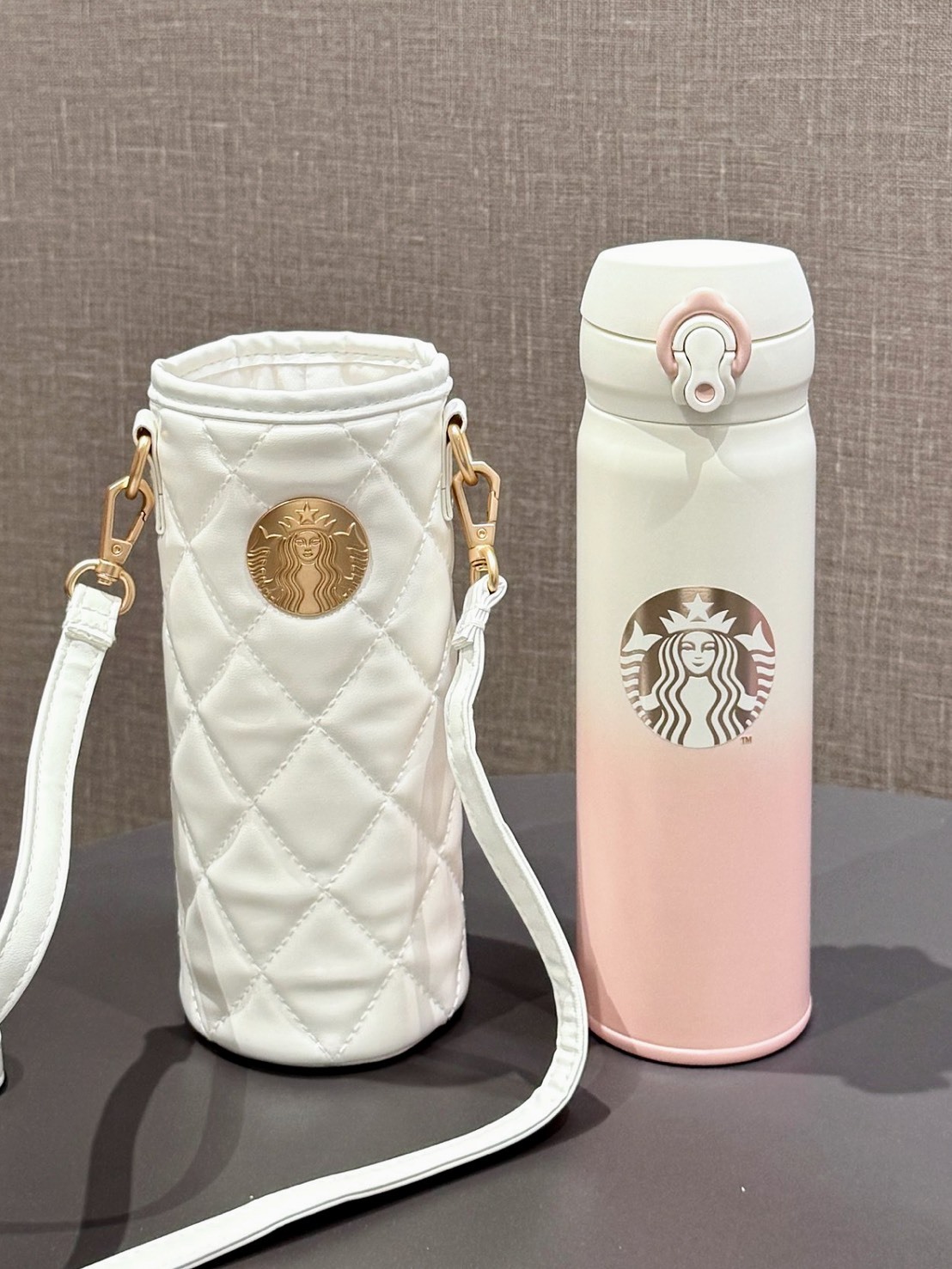 STARBUCKS 星巴克 漸變櫻花粉 配小香風菱格紋杯套500ML