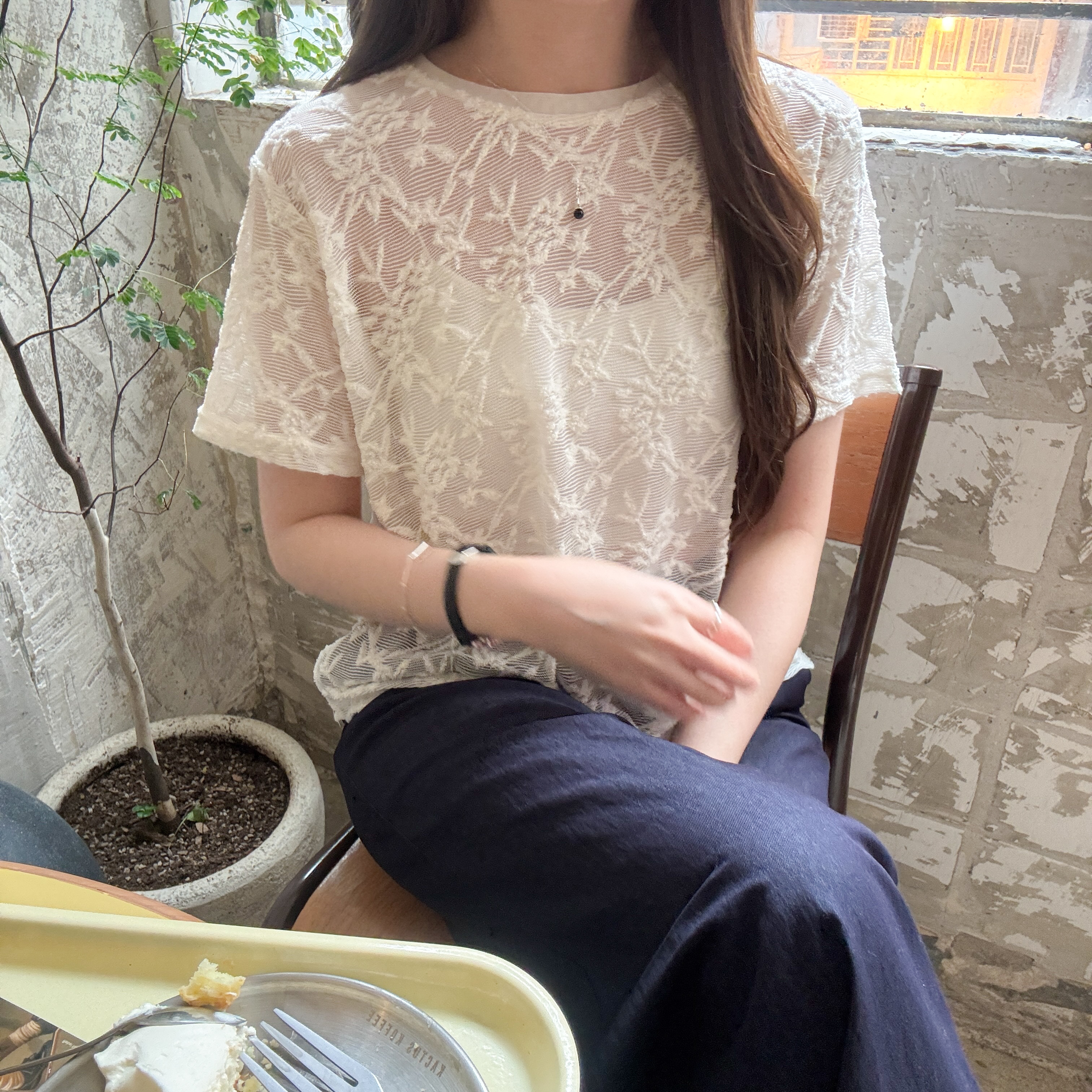 Lace透視上衣