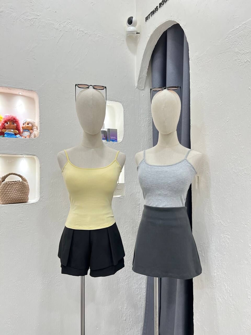 Basic Singlet with padded 320