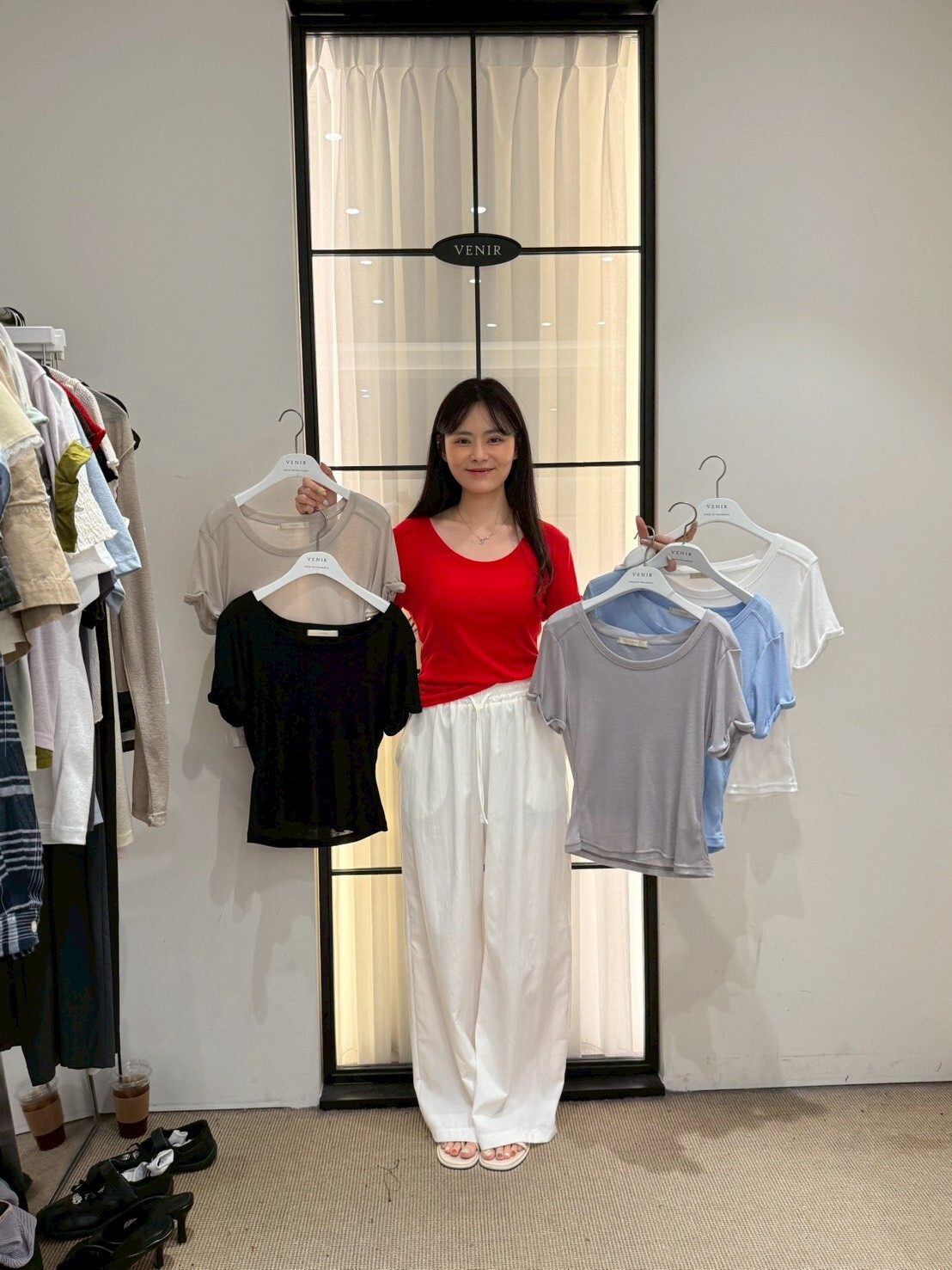 VR6219 捲邊袖顯瘦U領修身Tee