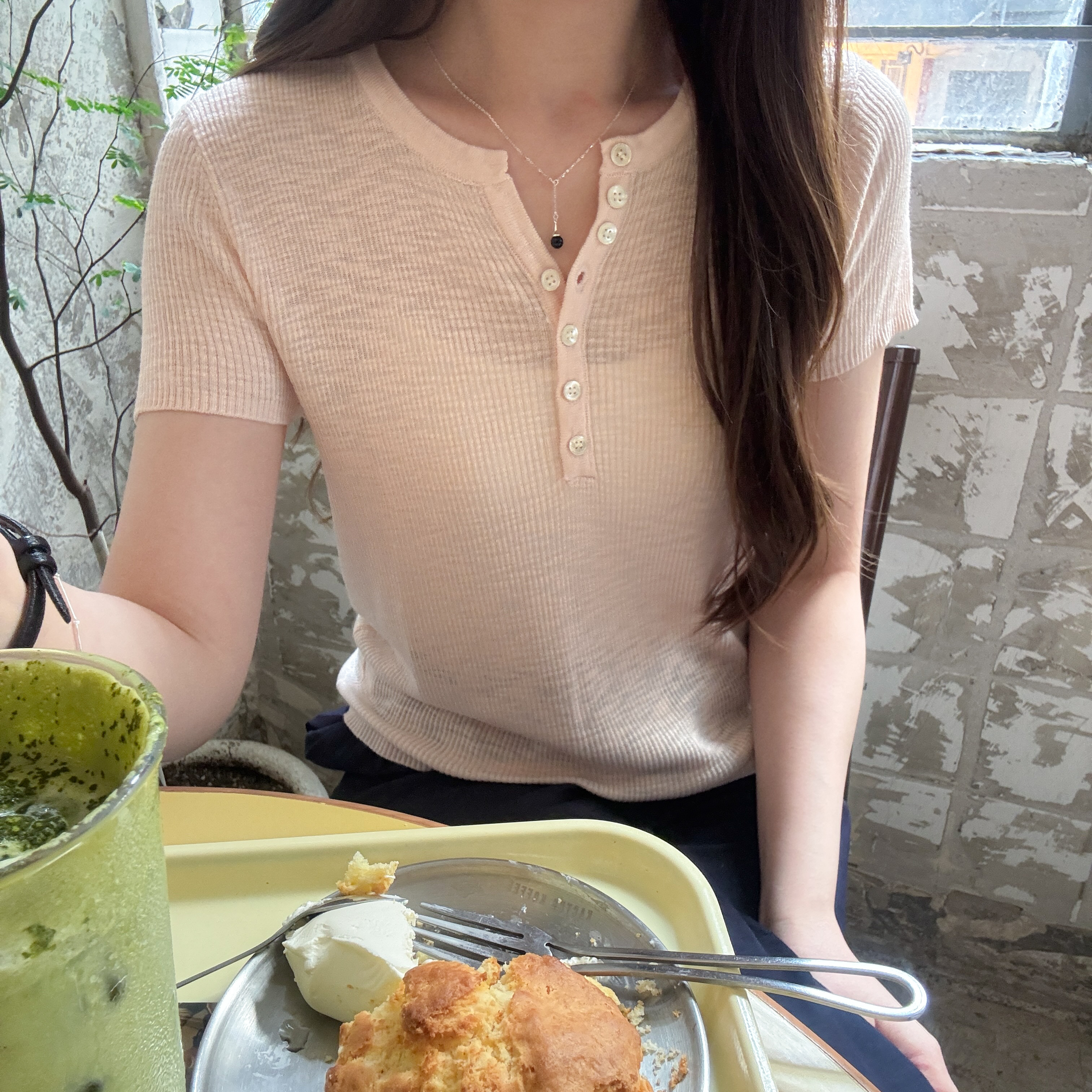 半開鈕線料上衣