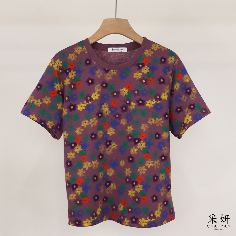 渲染小花短袖上衣