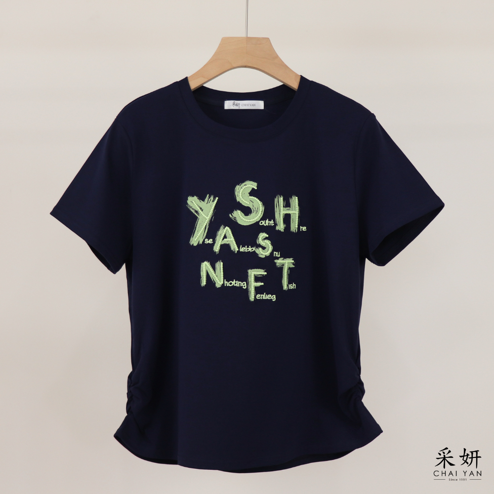 水彩立體字母短袖上衣