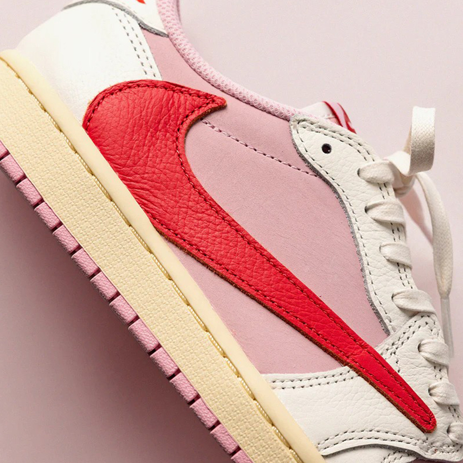 Travis Scott x Nike Air Jordan 1 Low OG 粉紅倒勾 Muslin Pink 粉色 Sail Tropical Pink 桃紅 倒鉤 IQ7604-100-101
