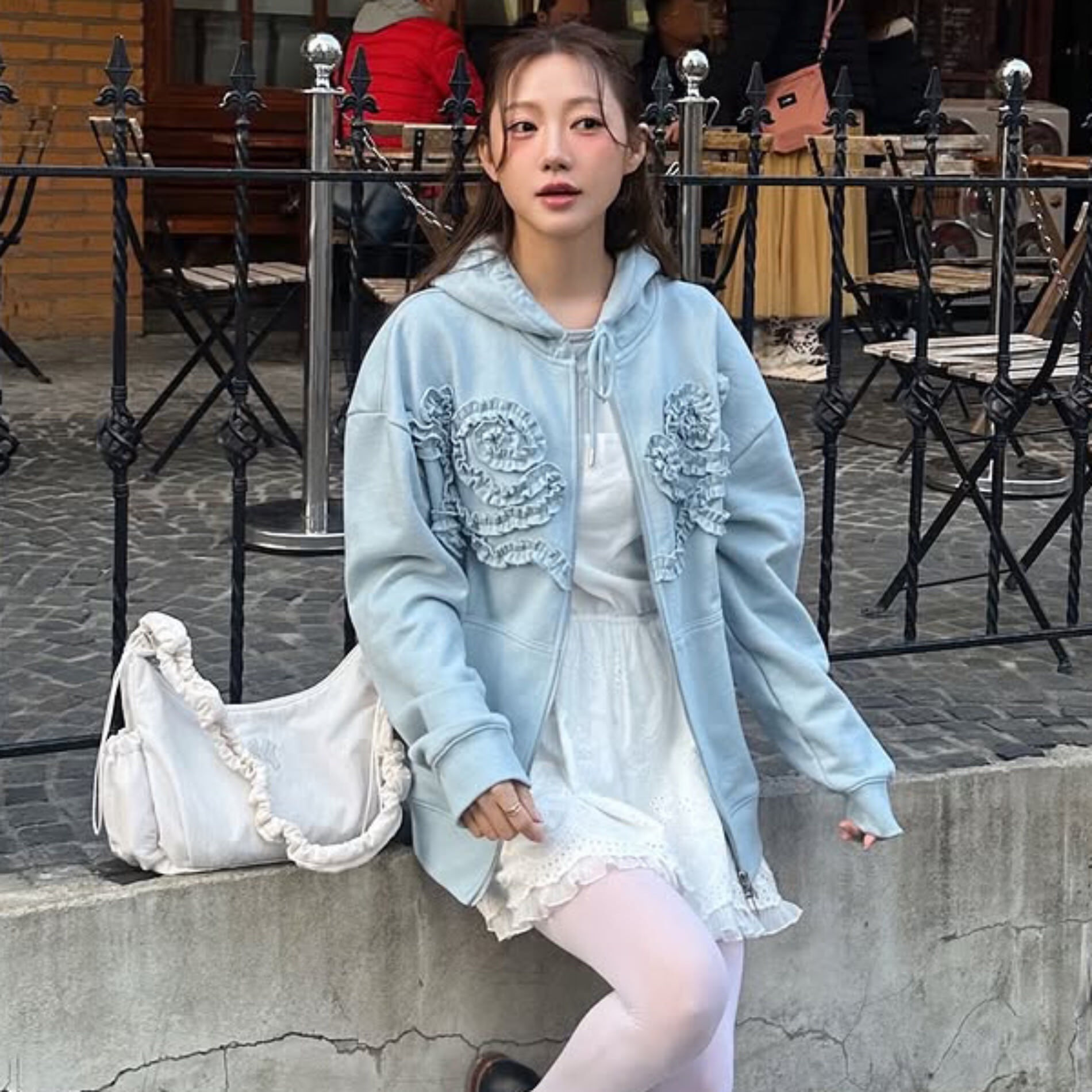 トップス SINOON Rose Frill Oversized-Fit Hooded Sinoon Rose Frill Oversized-Fit Hooded Zip-Up