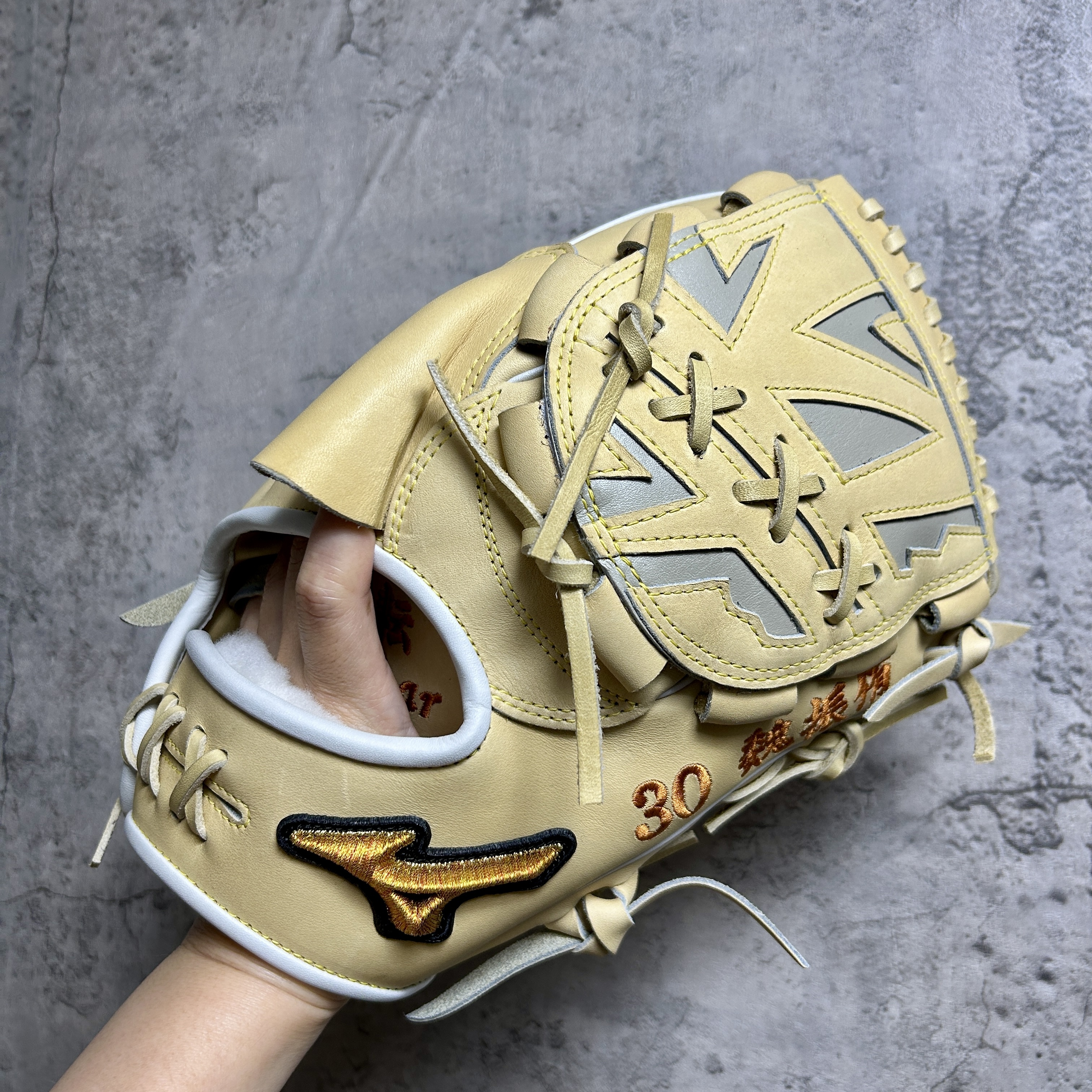 【照片分享】MIZUNO mizuno pro 軟式投手 1AJGR84150 投⼿AXI(1)モデル投⼿型①