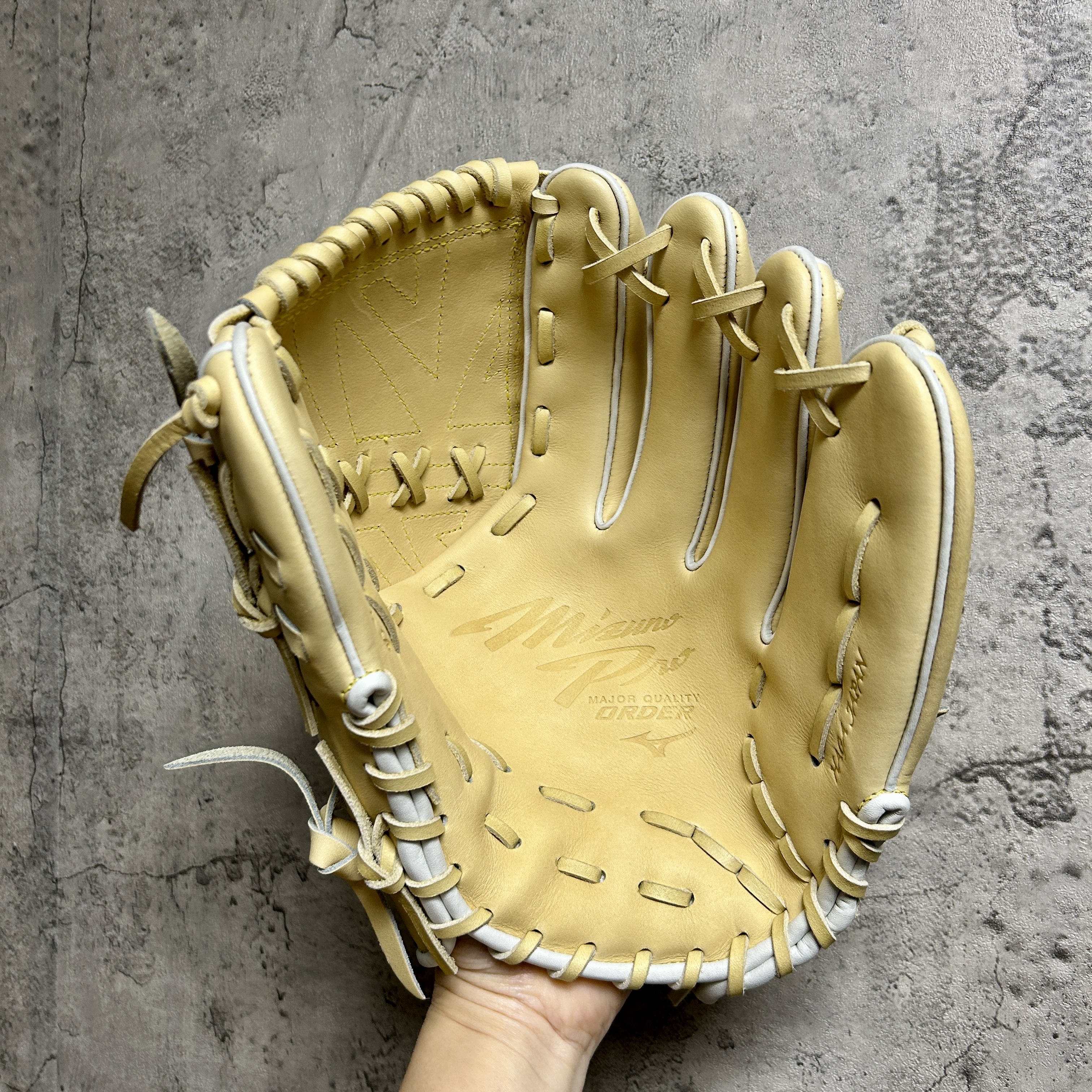 【照片分享】MIZUNO mizuno pro 軟式投手 1AJGR84150 投⼿AXI(1)モデル投⼿型①