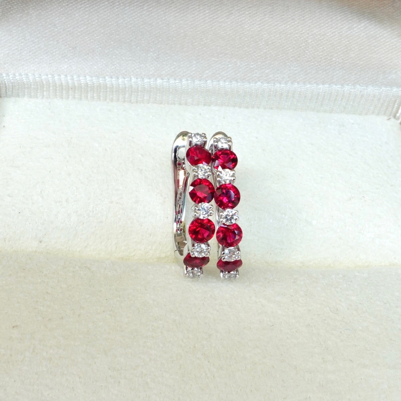 18K Gold Natural Ruby Earrings with Diamonds setting