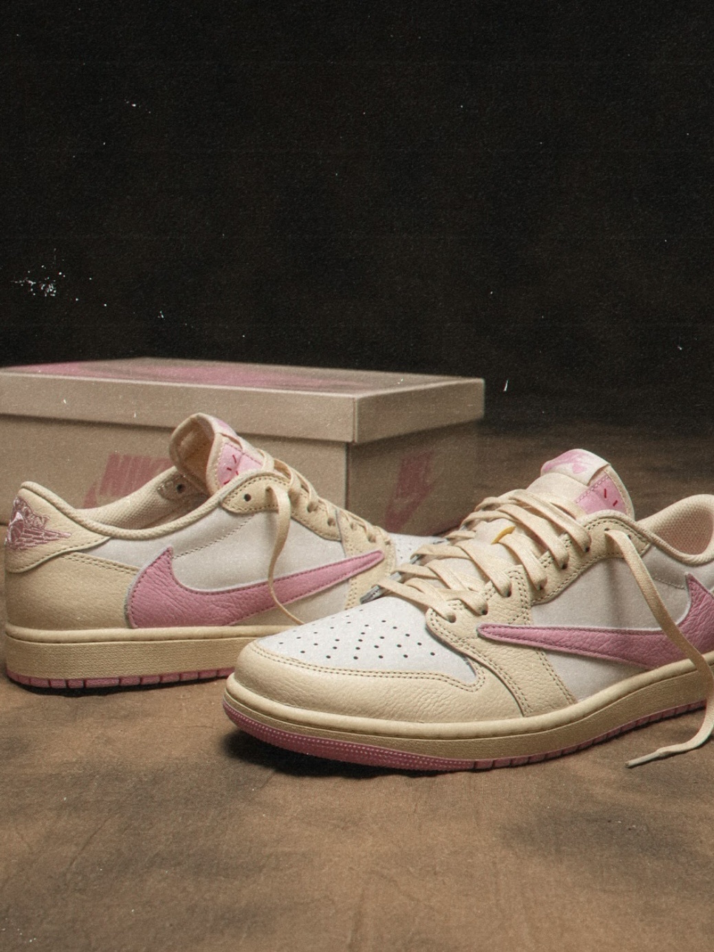 <粉帥真入心坎裡💗> Travis Scott x Air Jordan1 Low OG "Shy Pink" 淺粉紅倒鉤