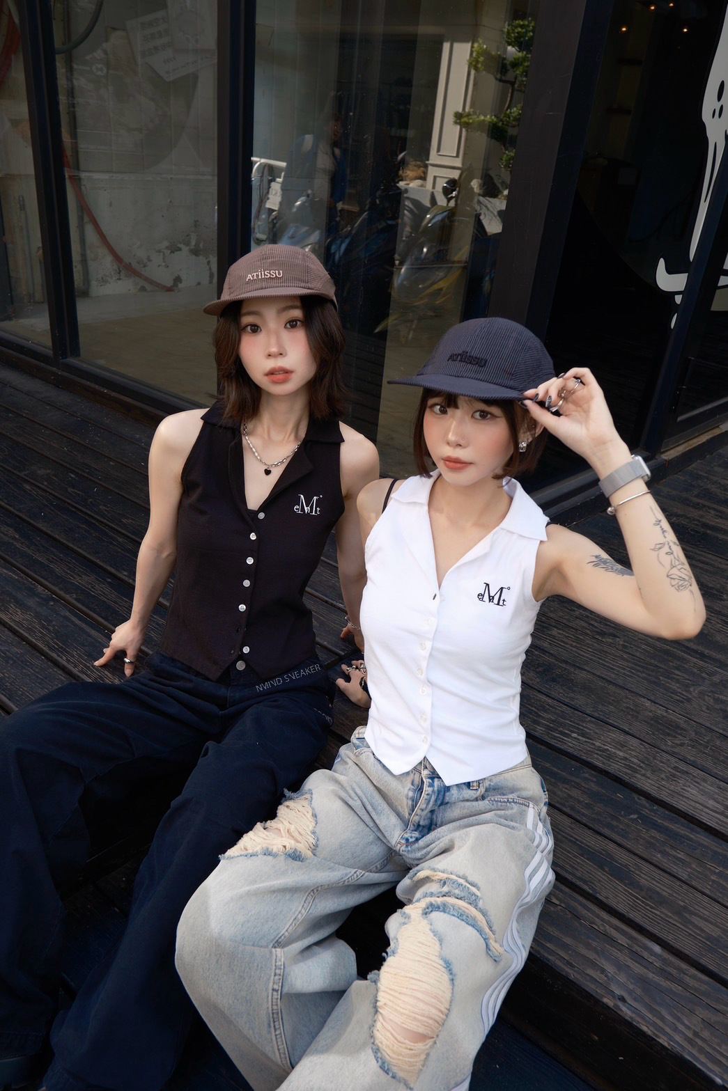 <快速出貨> MUCENT ABELLA COLLAR BUTTON SLEEVELESS 立領 POLO 無袖背心 兩色